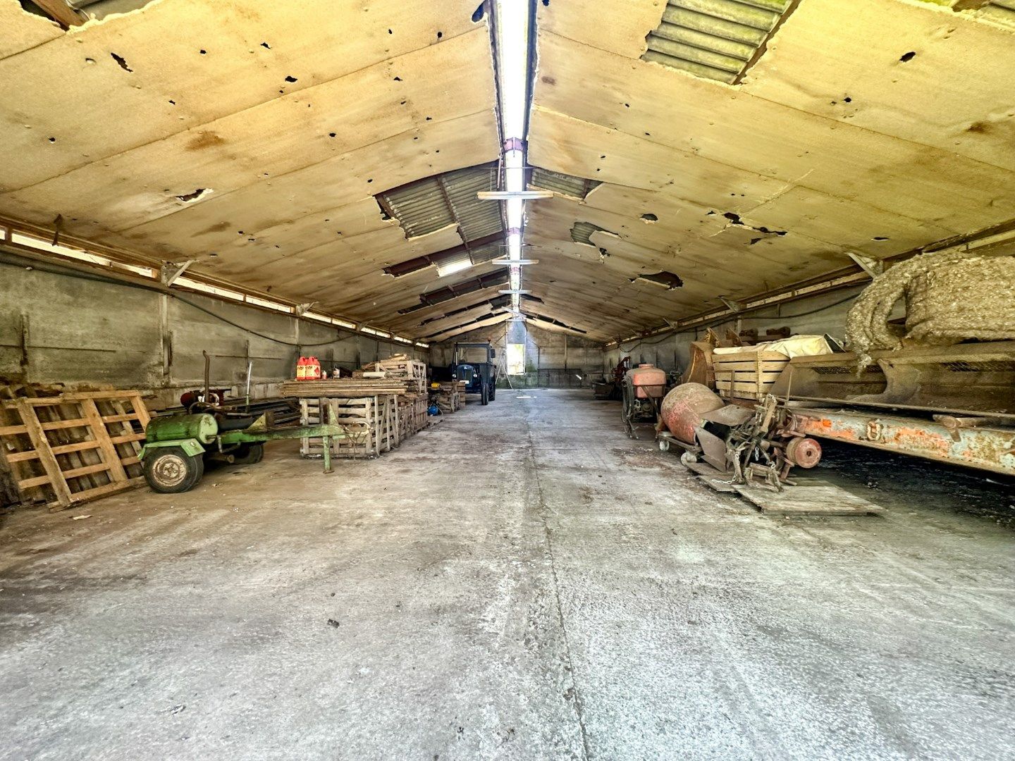 Te renoveren hoeve op unieke ligging in Torhout, vlak bij Groenhovebos foto 10