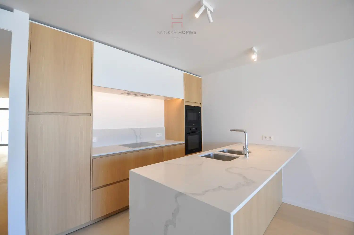 Exclusief nieuwbouwappartement met frontaal zeezicht – Albertstrand, Duinbergen foto 8