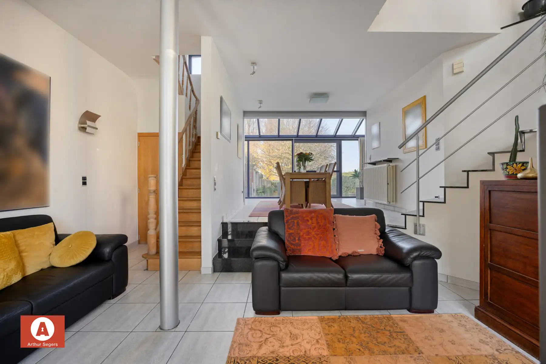 Architectenwoning met inpandige garage. foto 6