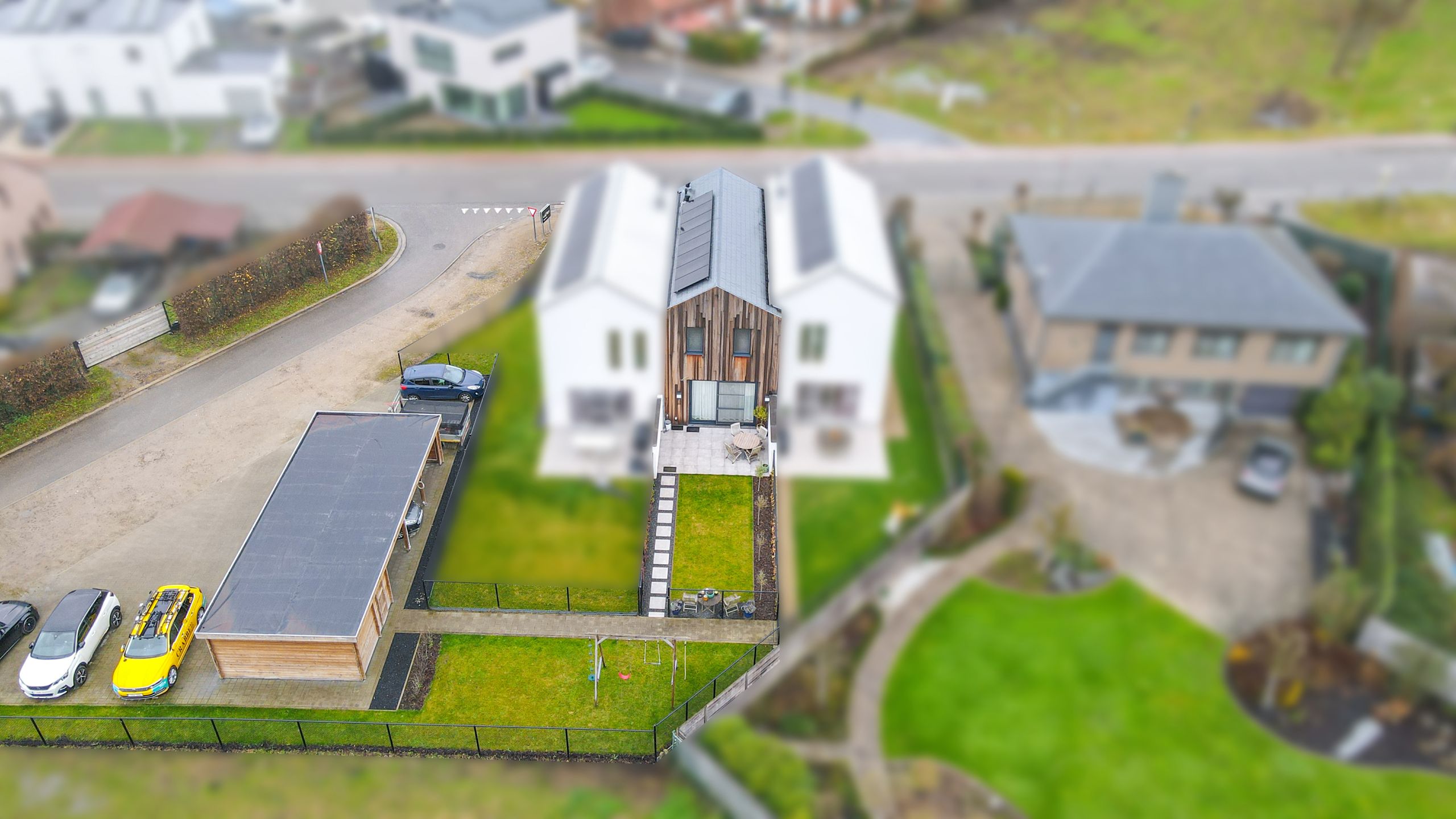 Centr. gelegen instapklare nwbw met 3 slpk + carport aan 2%! foto 36