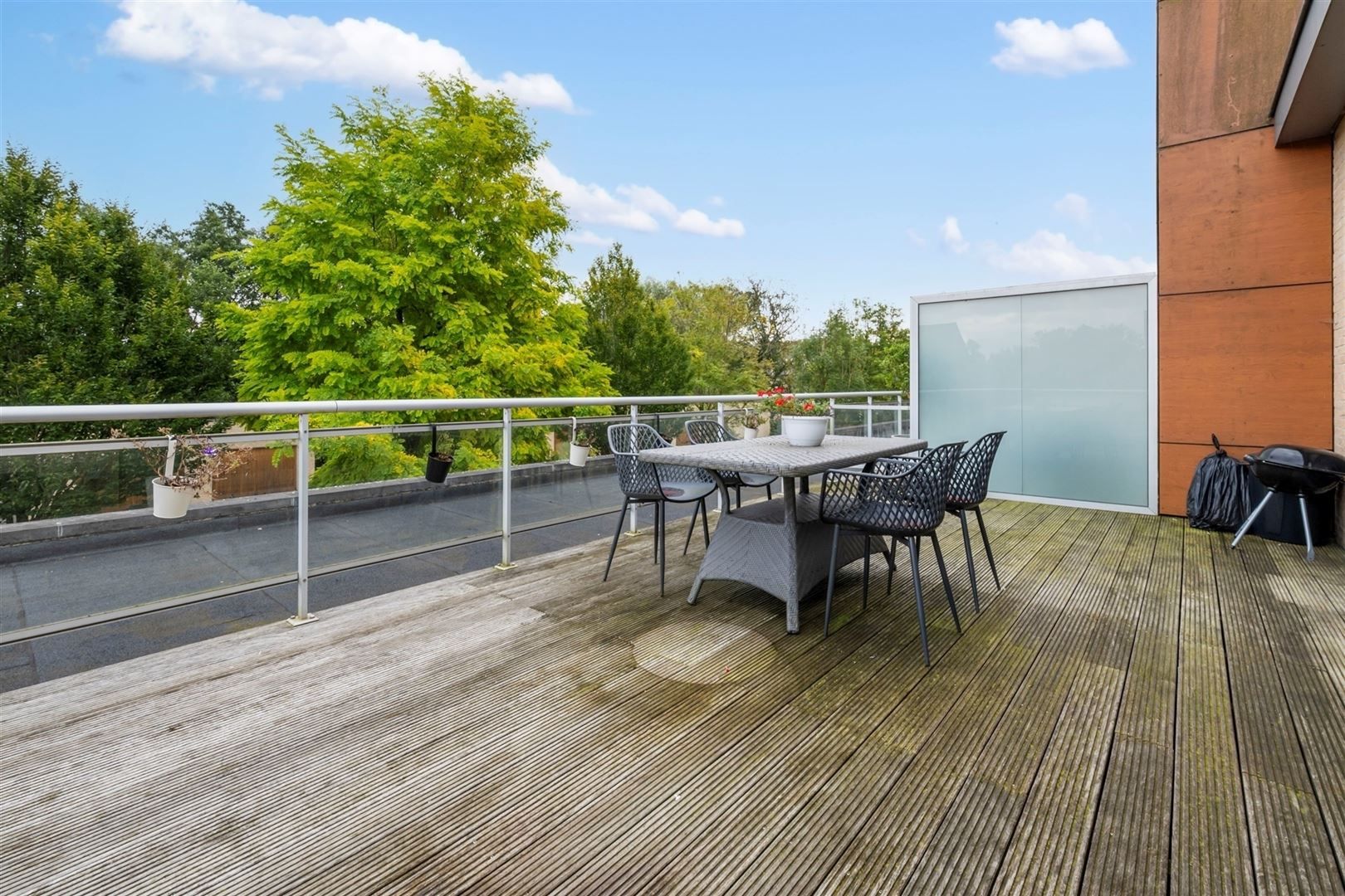 2 slaapkamer appartement met groot zonneterras én garage foto 17