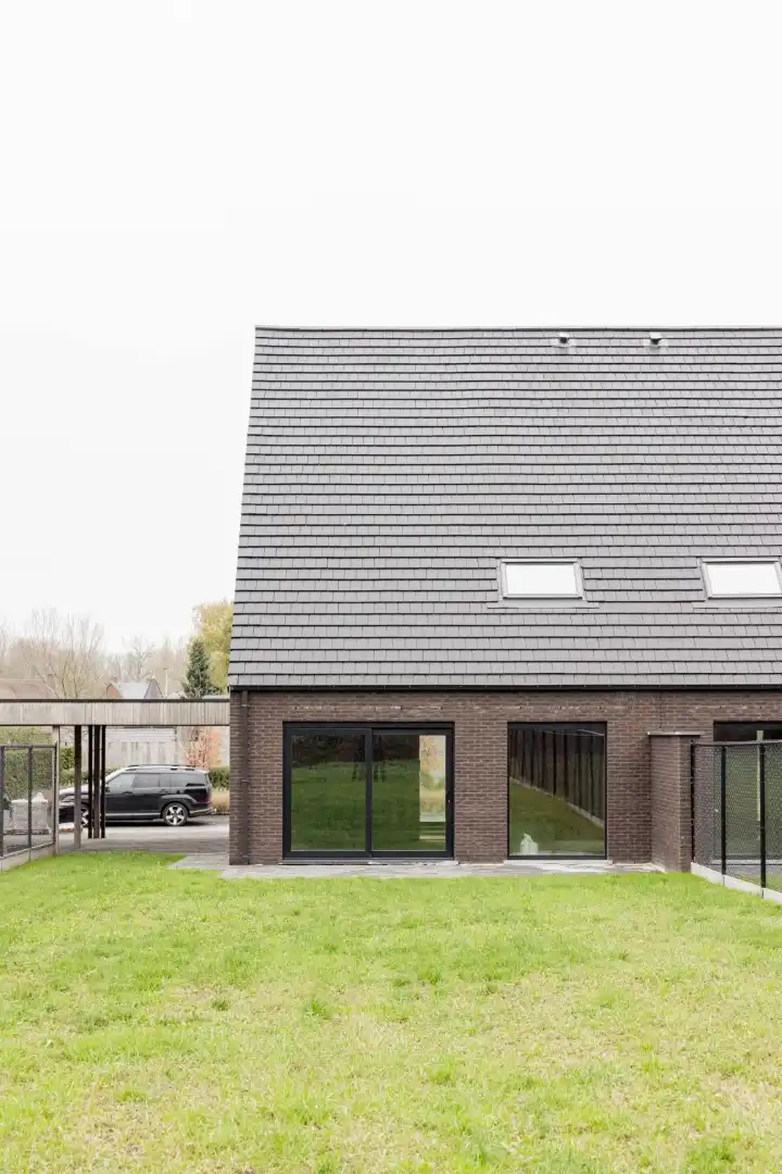 Energiezuinige halfopen bebouwing met prachtig zicht foto 11