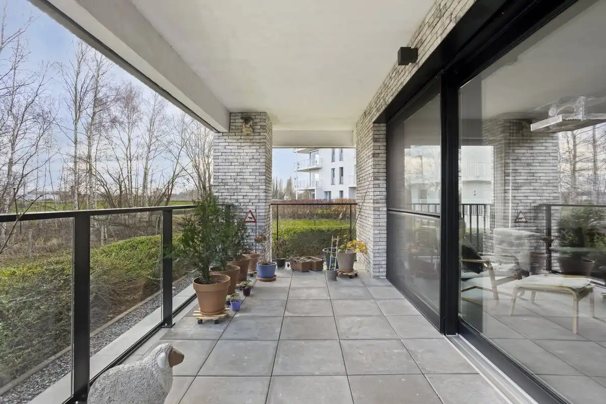 Rustig gelegen gelijkvloers appartement met terras in Boom foto 12