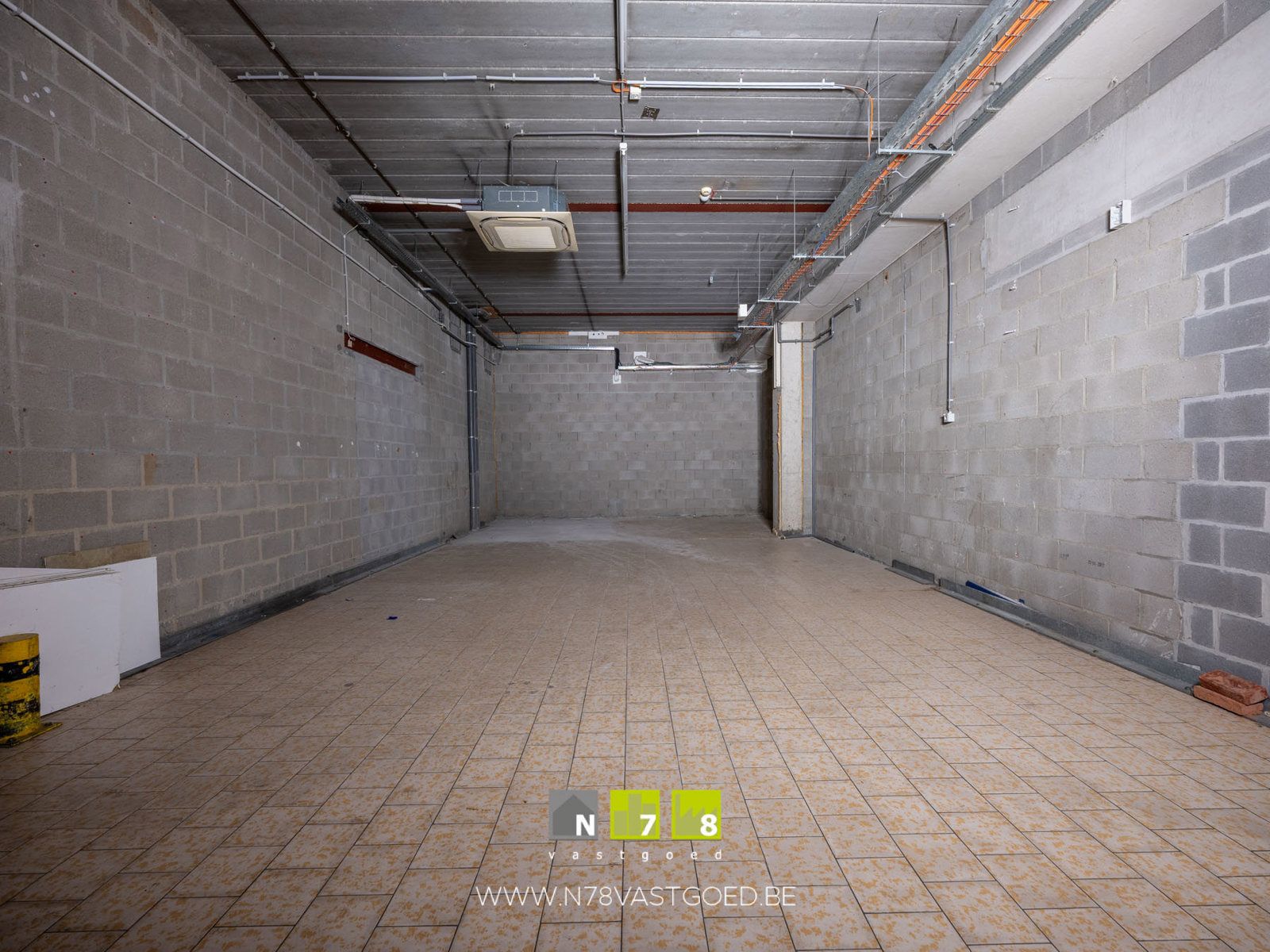 Commerciële ruimte te huur foto 19