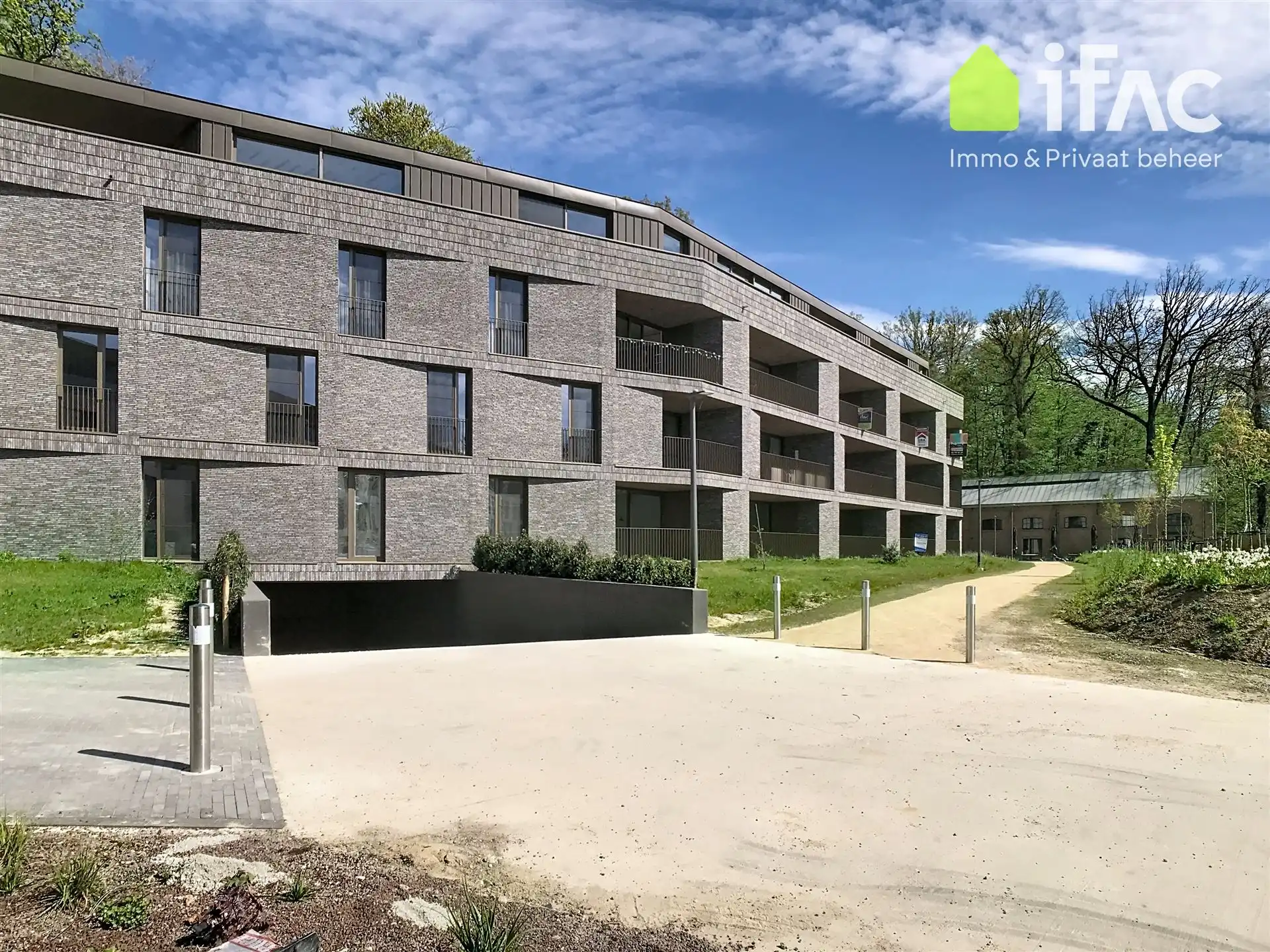 Nieuwbouwappartement 2 slpk en parking foto {{pictureIndex}}