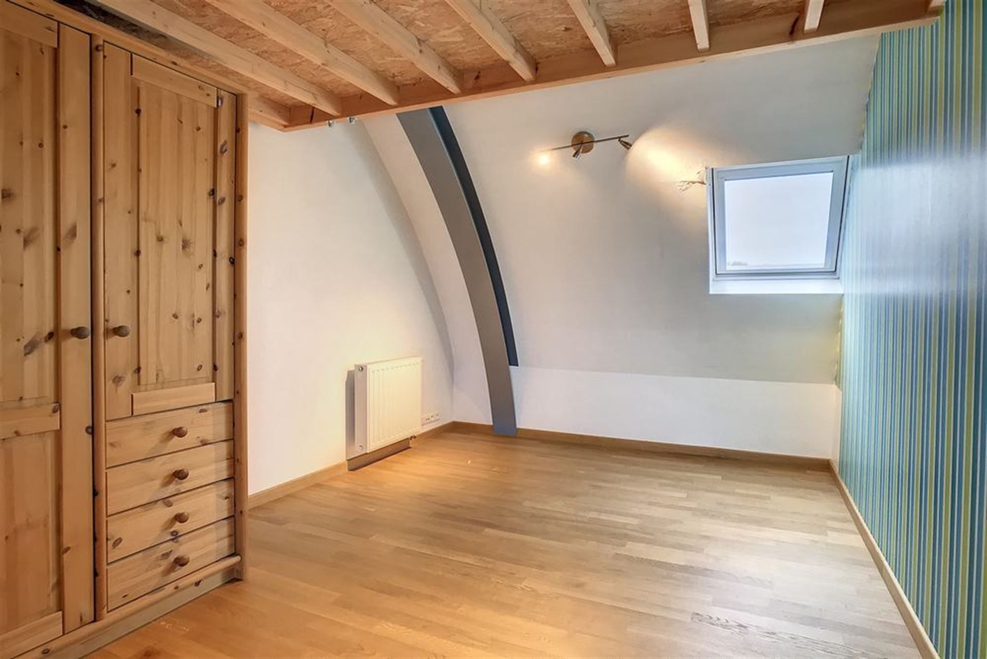 Mooie alleenstaande villa foto 4