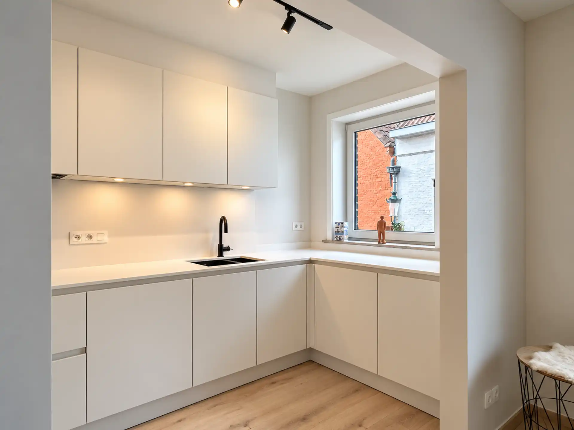 Gerenoveerd appartement met EPC A in hartje Brugge foto 3