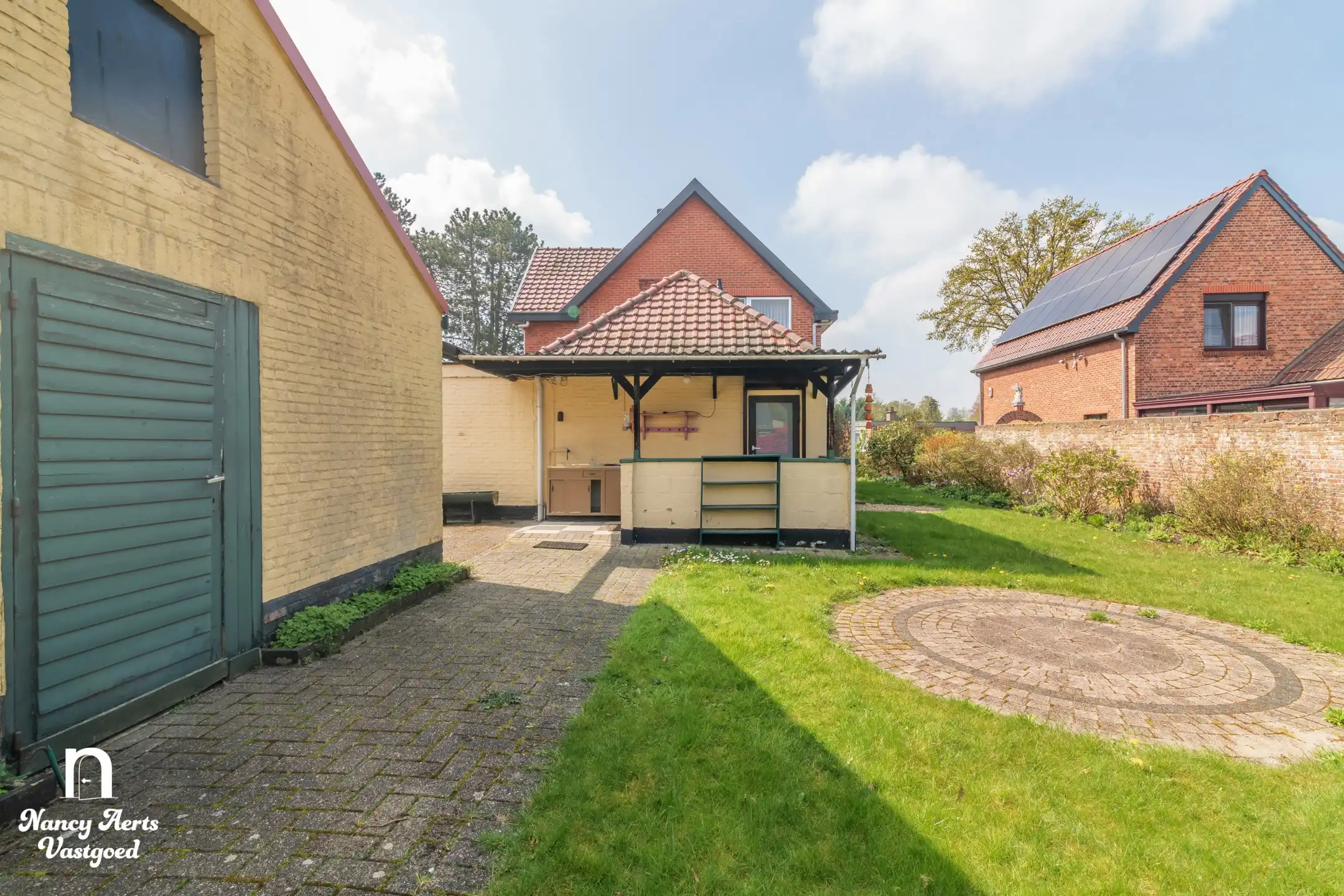 Charmante gezinswoning met mogelijkheden op royaal perceel foto 42