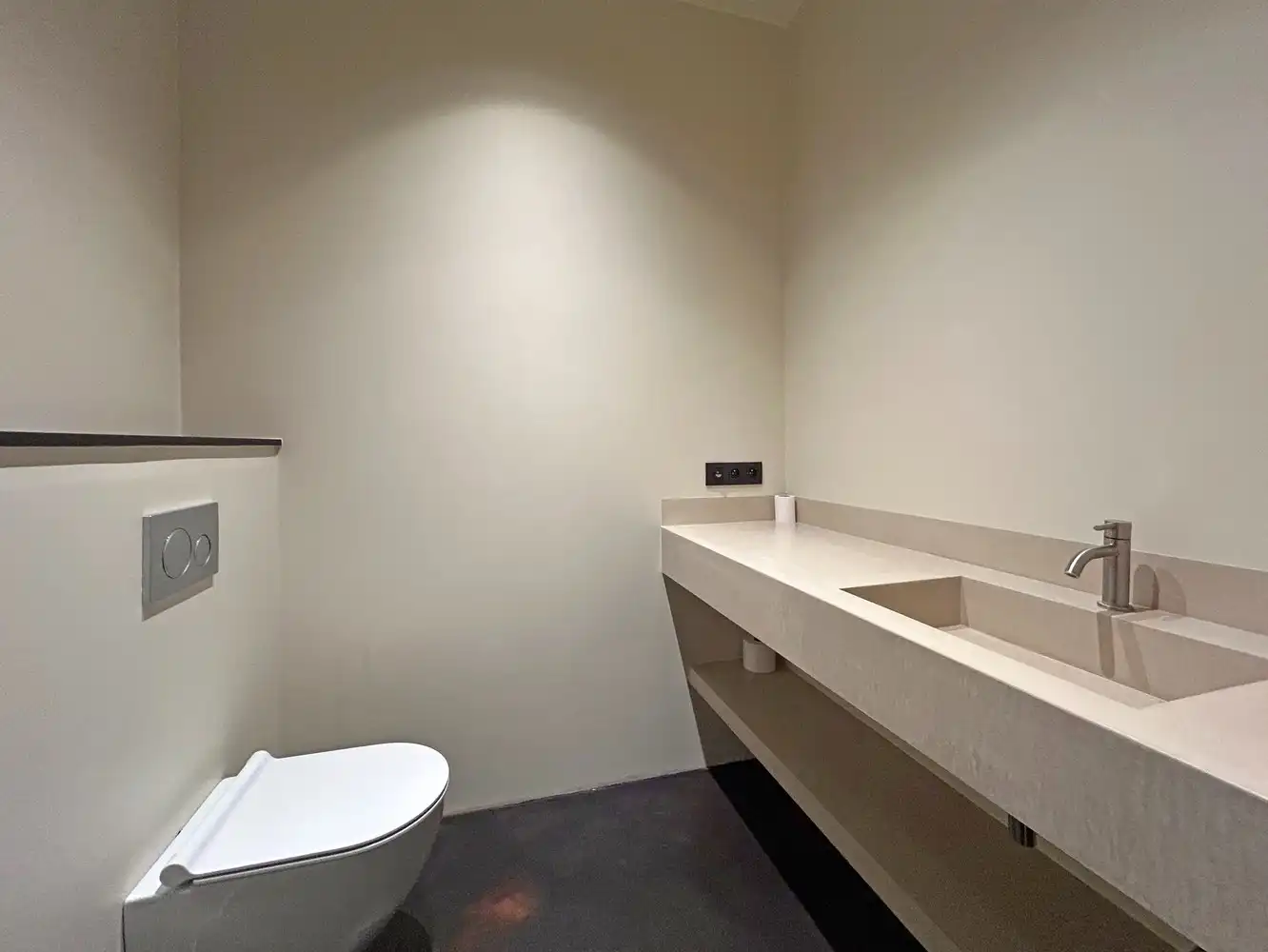 Prachtige&nbsp;loftlook appartement gelegen in de site van Axel Vervoordt met 1 slaapkamer te Wijnegem foto 11