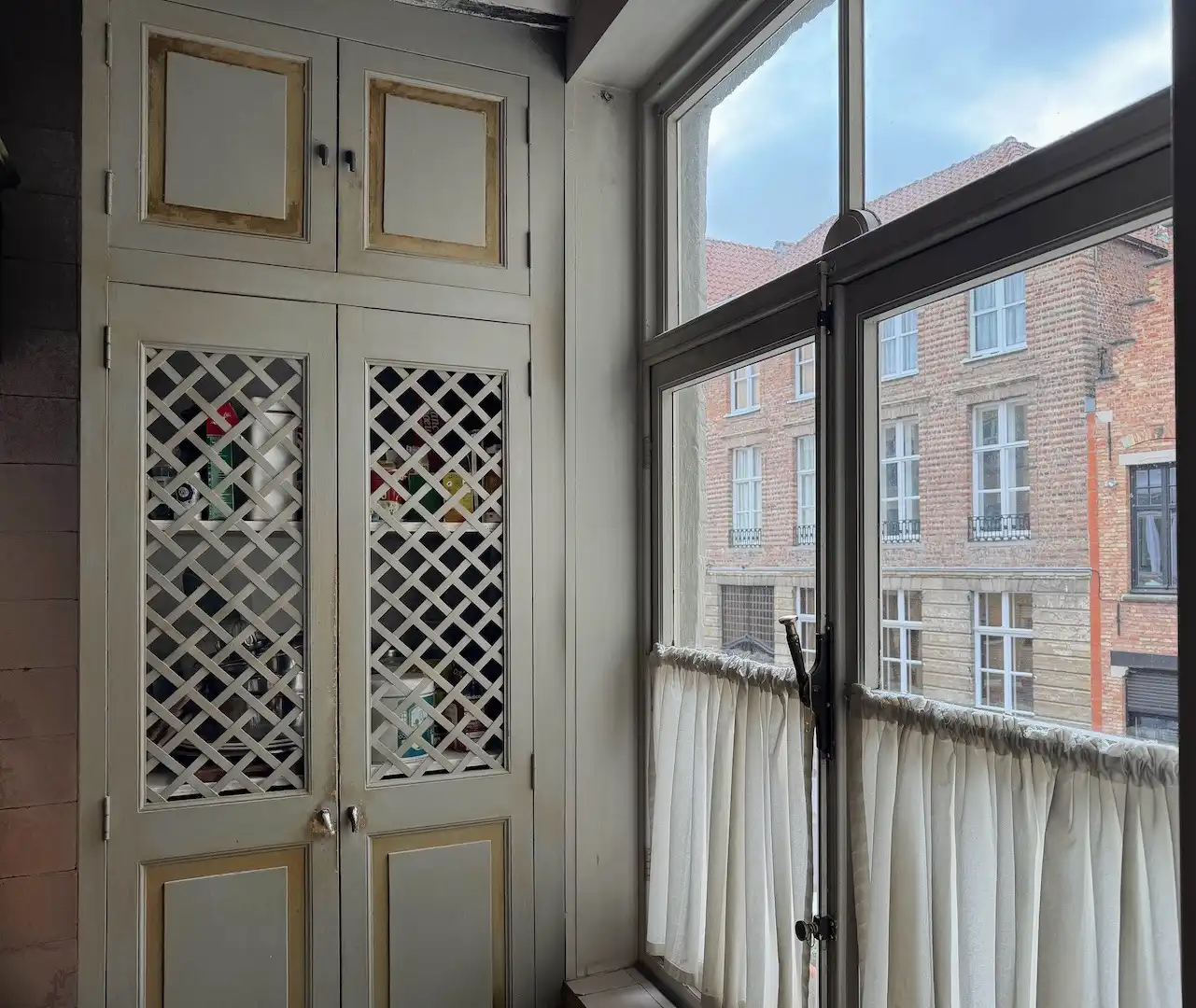 een verborgen stukje Brugge, met een verhaal achter elke deur foto 23