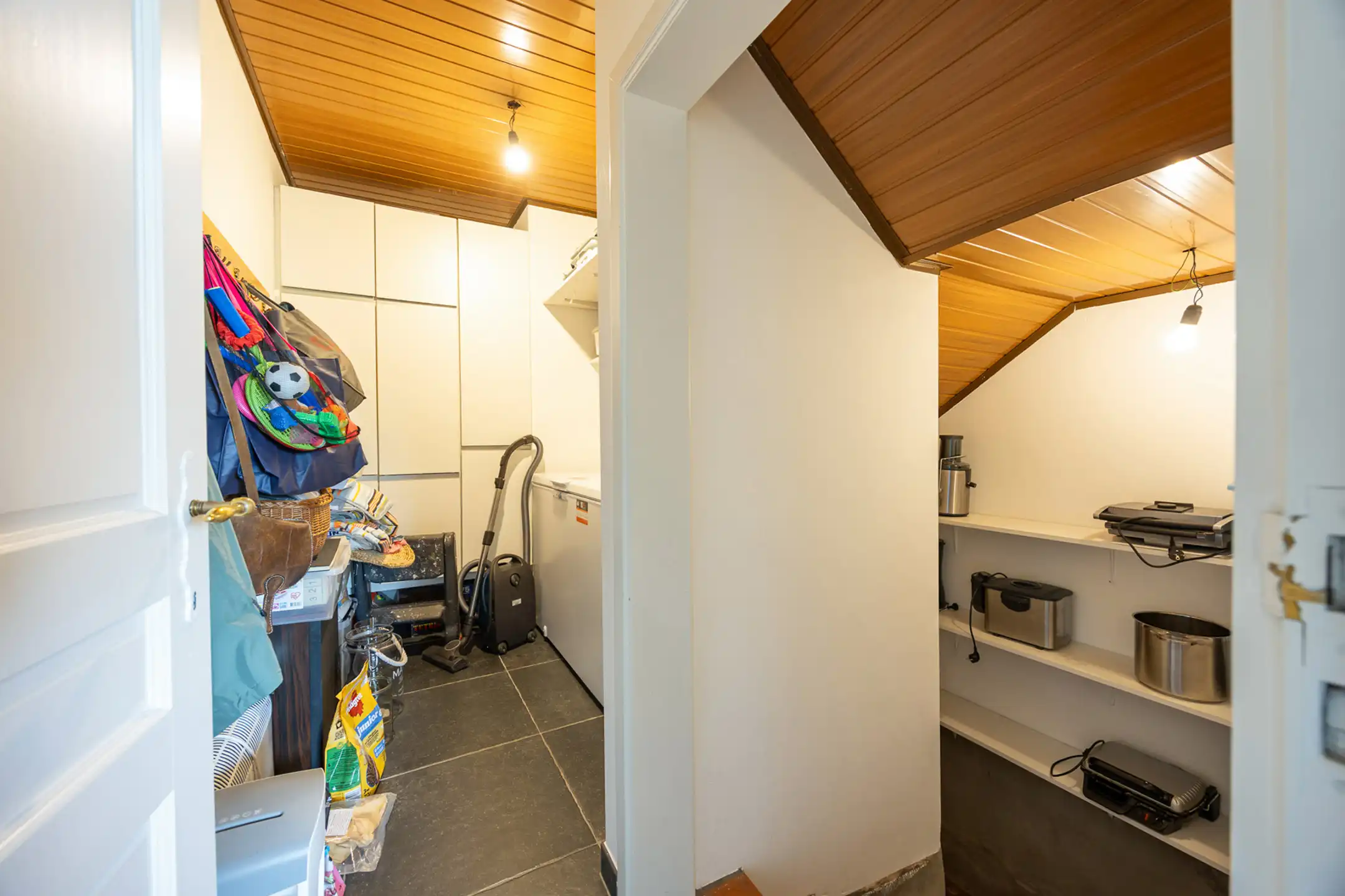 Instapklare woning met 4 slaapkamers op 865 m² foto 14