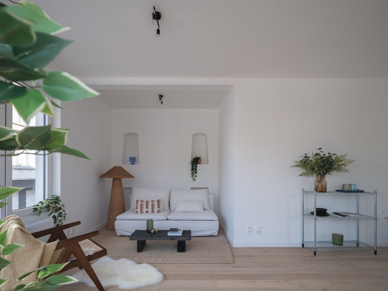 Gerenoveerd 2slpk-appartement hartje Kortrijk foto 12