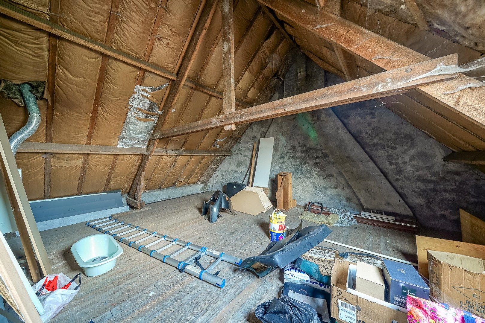 Ruime woning met garage en werkplaats te Zandvoorde foto 16