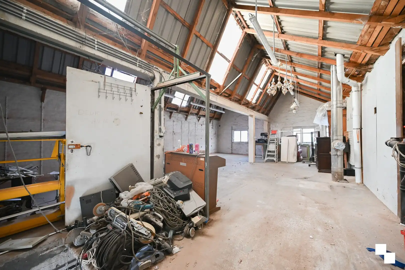 Verhuurde woning met loods te Izegem foto 14