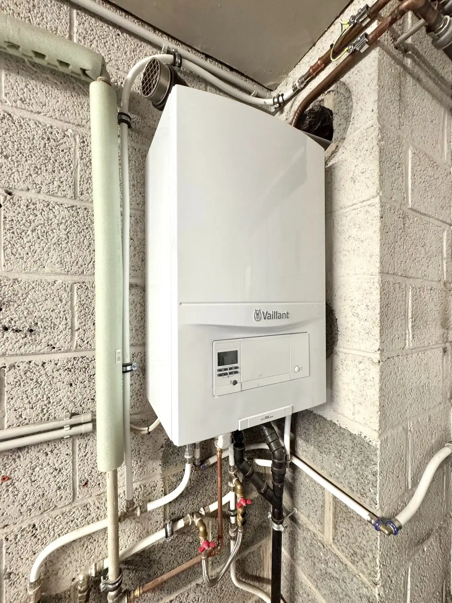 GERENOVEERDE GELIJKVLOERSE WONING | 3 KAMERS | GARAGE | 274 M² foto 22