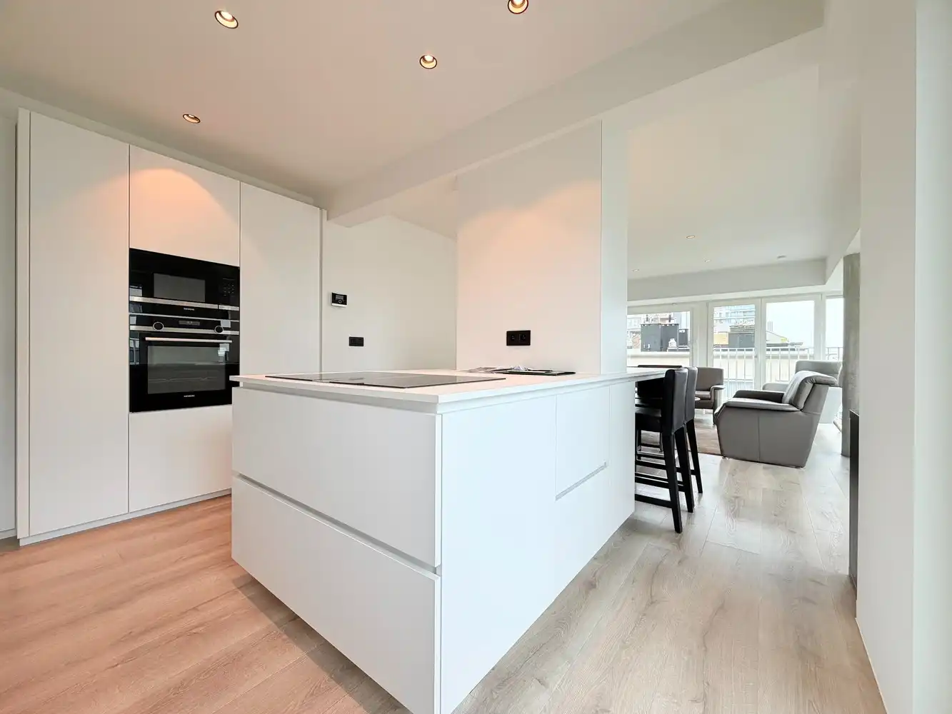 Instapklaar appartement met drie slaapkamers 100m² foto 2