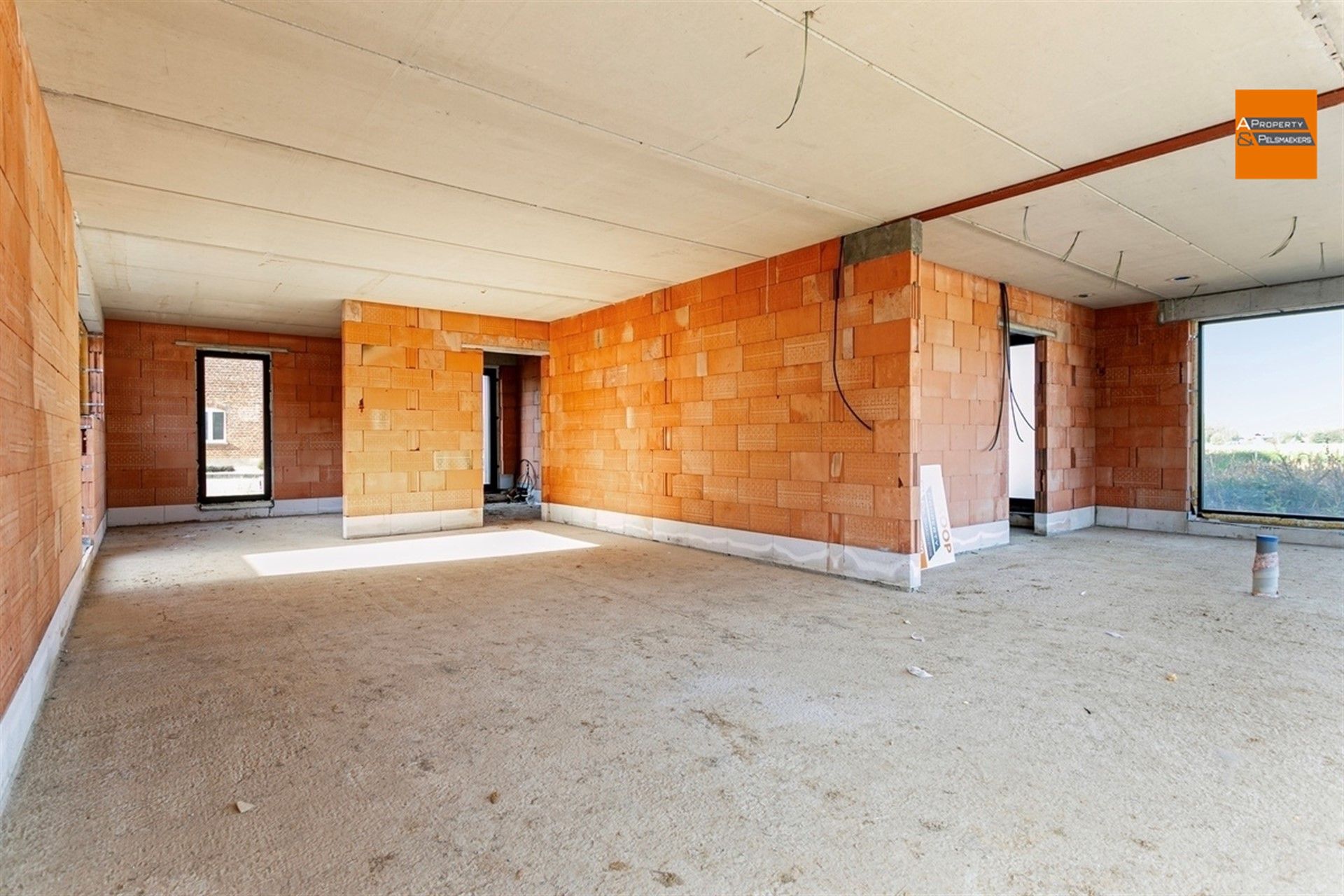 Nieuwbouwwoning met 4 slaapkamers foto 16