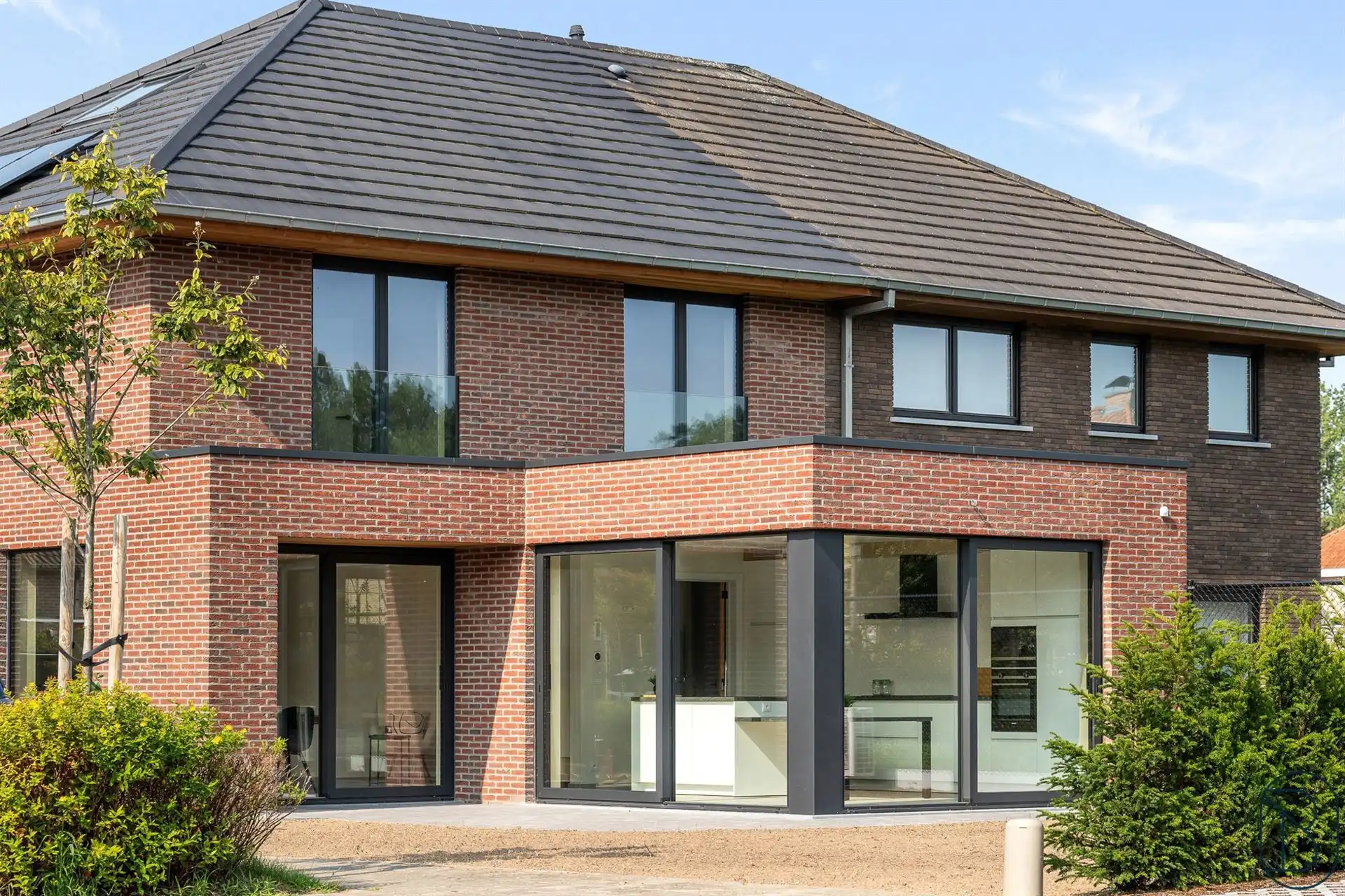 Kwalitatieve moderne ruime nieuwbouwwoning HOB met 3 SLK! foto 23