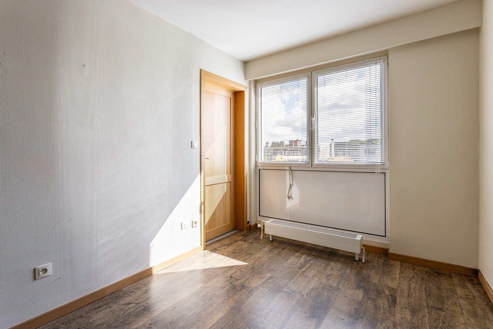 Instapklaar 2 slaapkamer appartement op centrale locatie.  foto 11