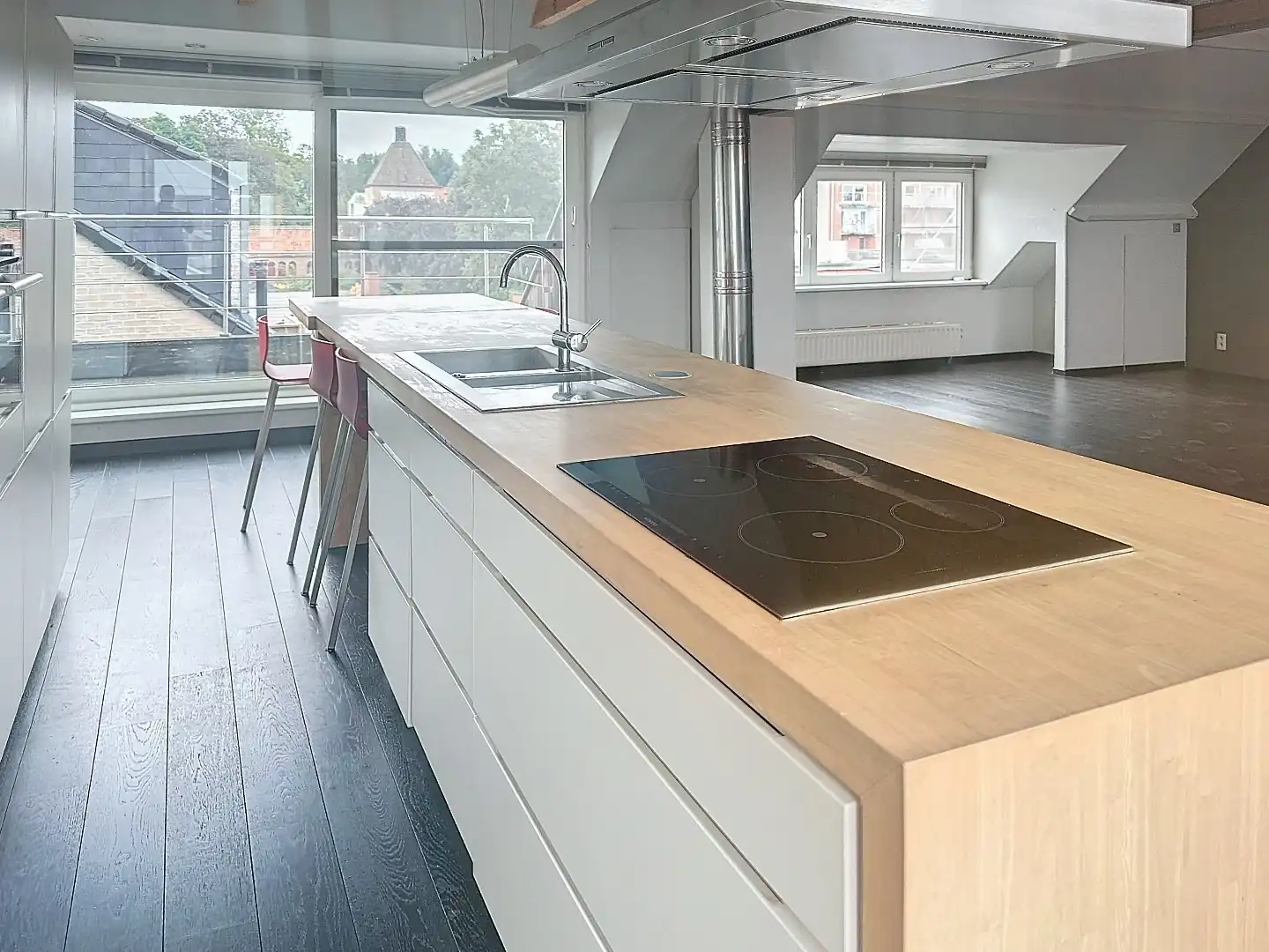 Opbrengsteigendom bestaande uit 3 appartementen en handelsgelijkvloers gelegen in het centrum van Koekelare foto 8