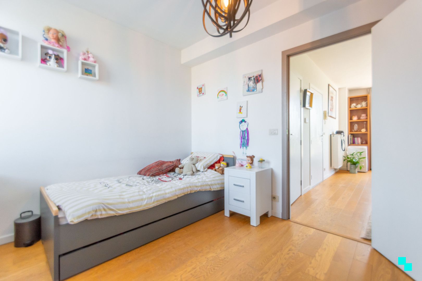 Tweeslaapkamerappartement met ruim terras in het dorp van Merelbeke foto 21