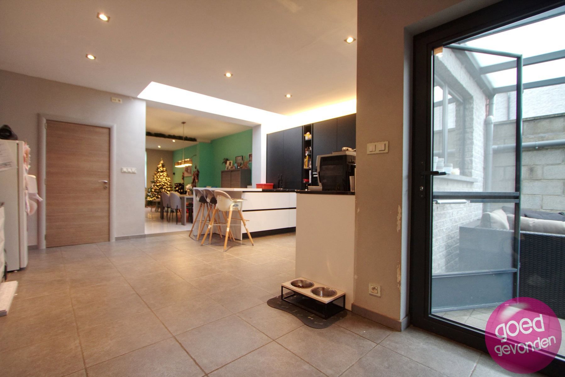 WONING - GERENOVEERD - 3 SLK - 2 BDK - TUIN - TERRAS foto 14