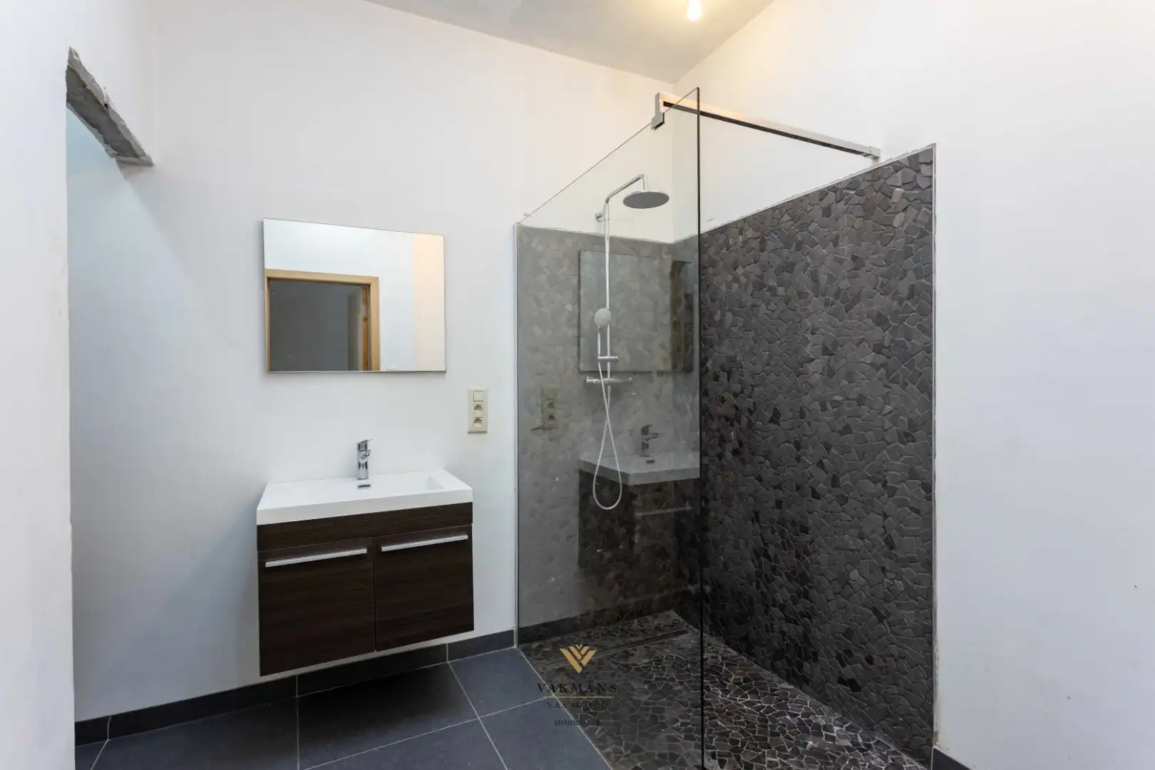 Ruime gezinswoning dichtbij het station foto 23