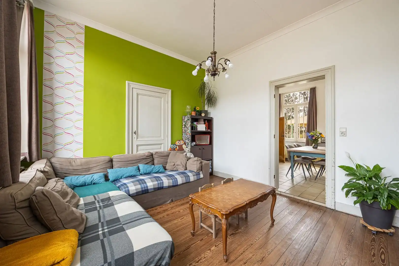 Karakterwoning met tuin en garage op een topligging! foto 3