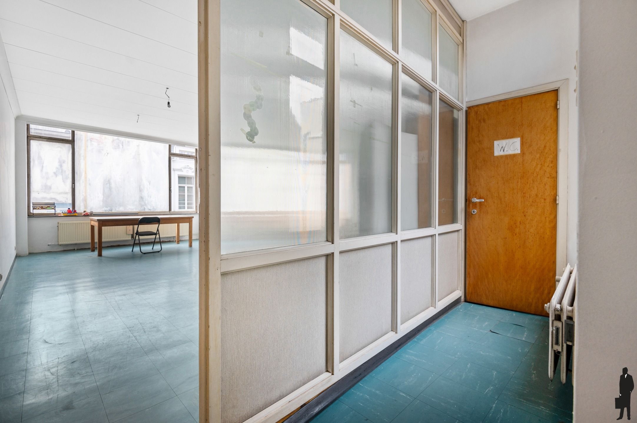 Riant opbrengsteigendom met handelsgelijkvloers en vier verdiepingen foto 18