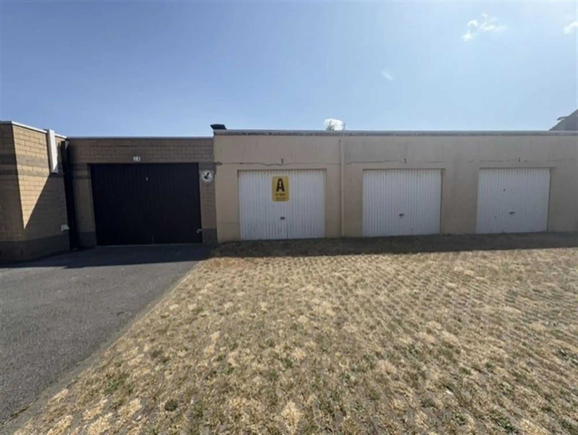 Garage te huur Kapelstraat 37A/G1 - 8450 BREDENE