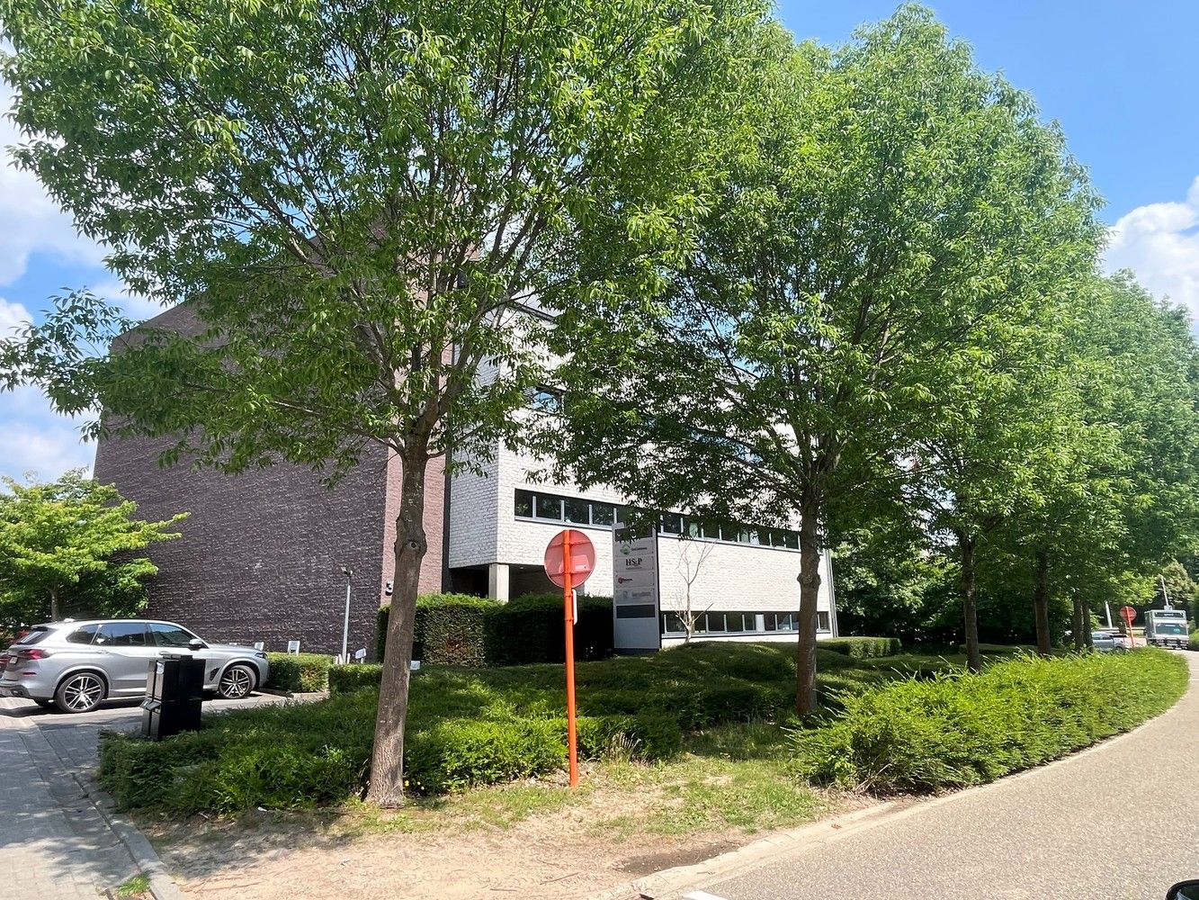 440 m² kantoor + 8 parkings foto 28