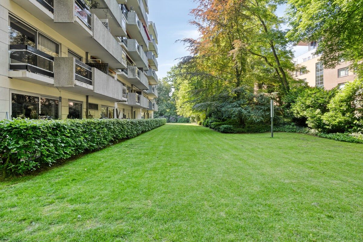 Ruim 3 slpk appartement met garage en terras foto 20