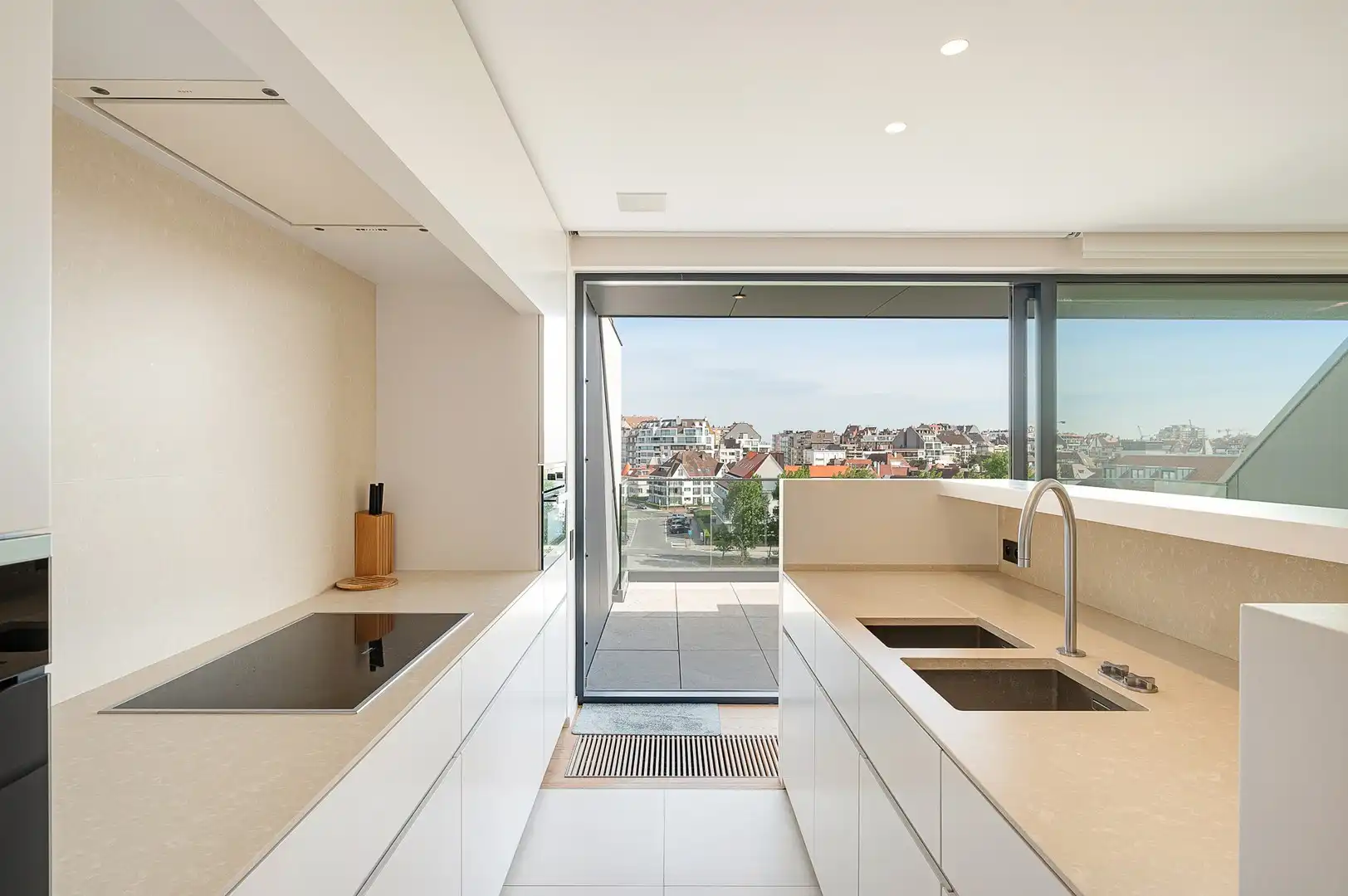 Luxueus appartement met frontaal zicht op het Zegemeer. foto 15