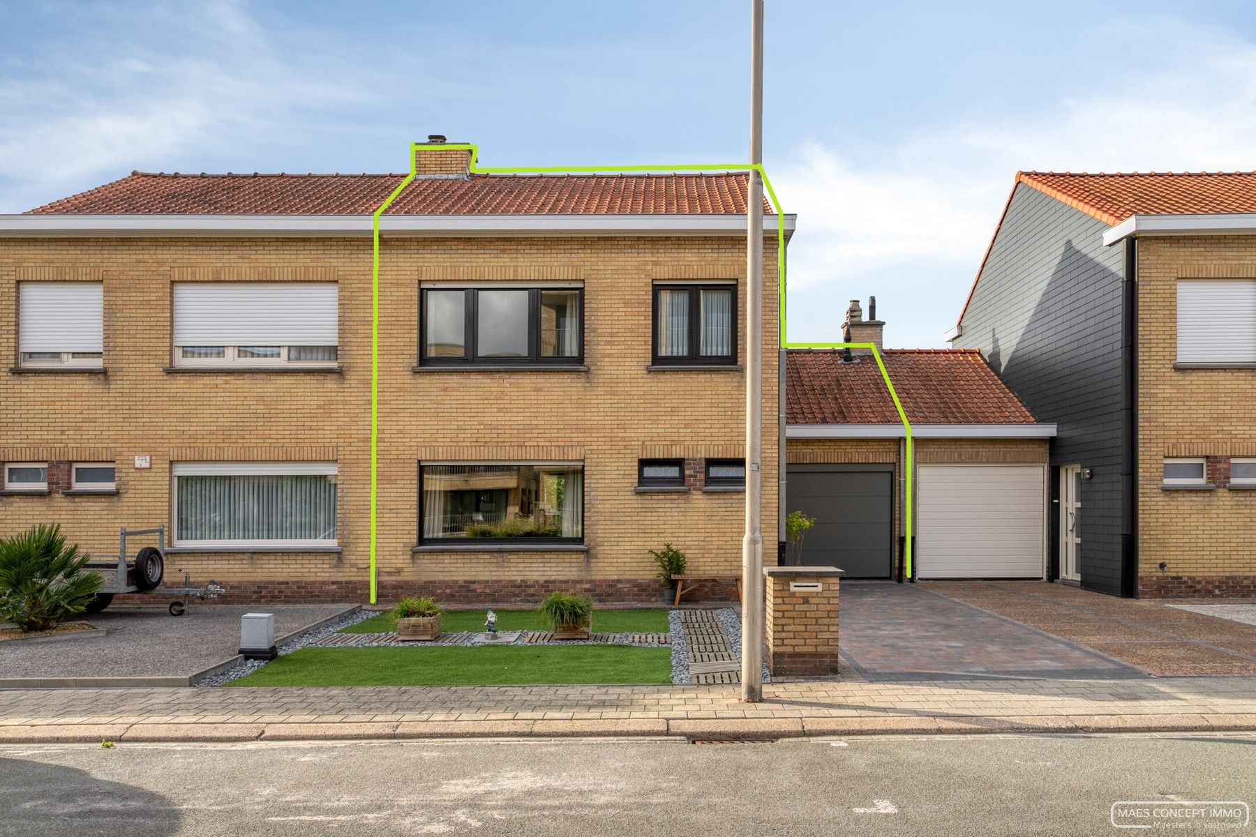 Gerenoveerde woning te koop te Vichte foto {{pictureIndex}}