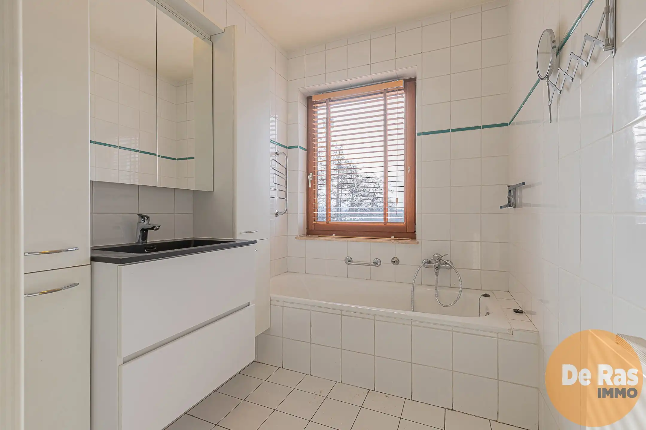 NINOVE - instapklaar ruim appartement op centrale ligging foto 15