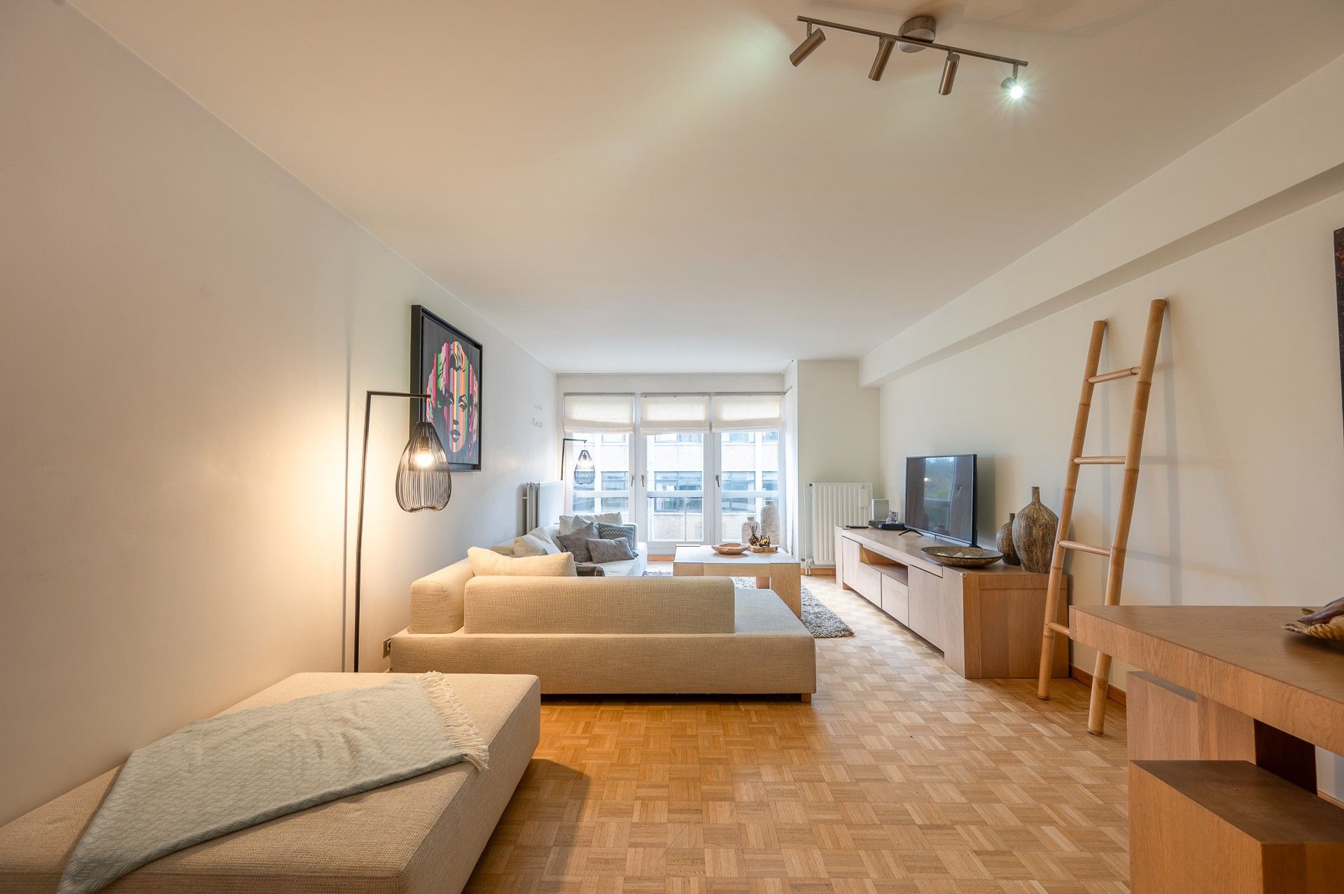Gemeubeld: cozy en lichtrijk 2-slaapkamerappartement in het centrum van Knokke! foto 5
