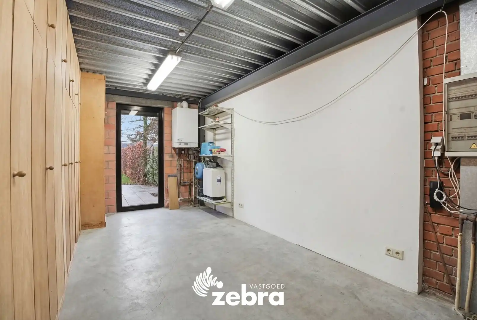 Unieke woning nabij het centrum van Meulebeke! foto 10