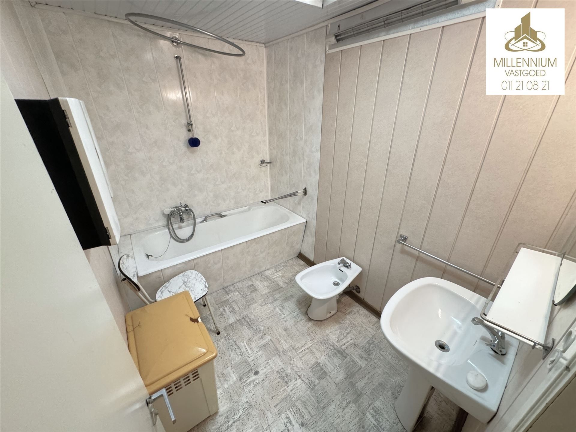 Ruime 5-Slaapkamerwoning te Bilzen 10a 13ca foto 17