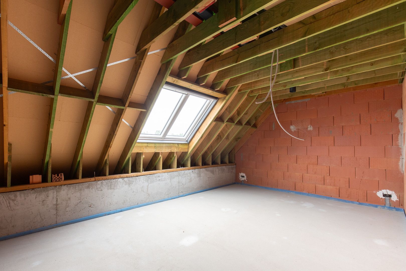 Unieke, ruime nieuwbouwwoning met tuin foto 16