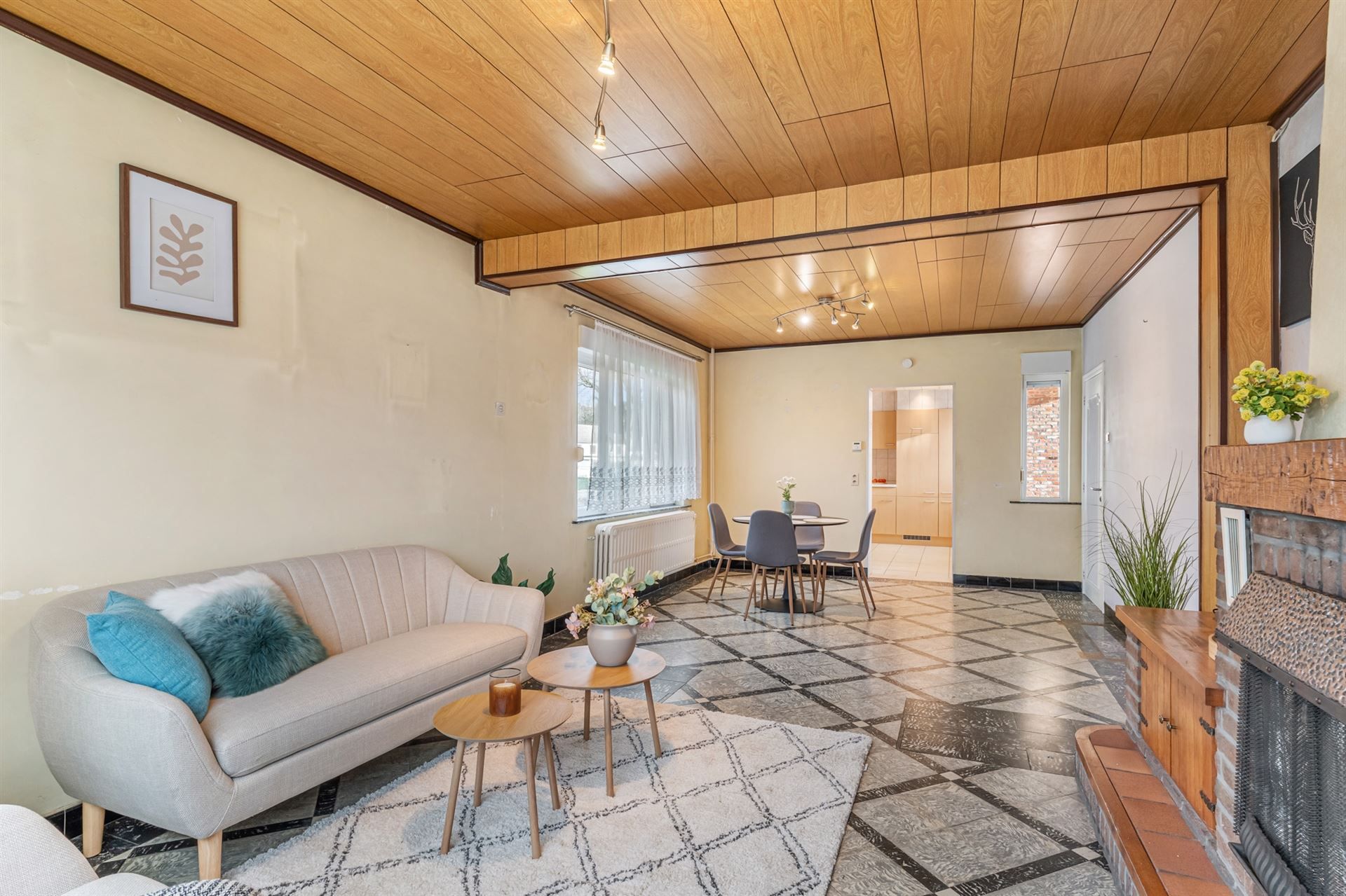 Eengezinswoning met tuin. foto 8