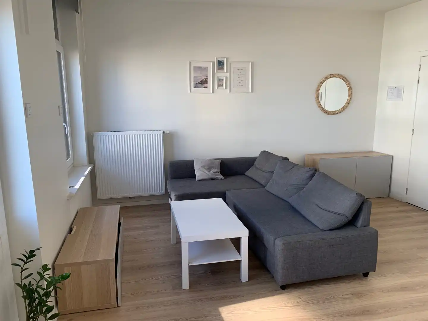 Lichtrijk, hip appartement met 1 slaapkamer, vlak aan zee in Raversijde foto 4