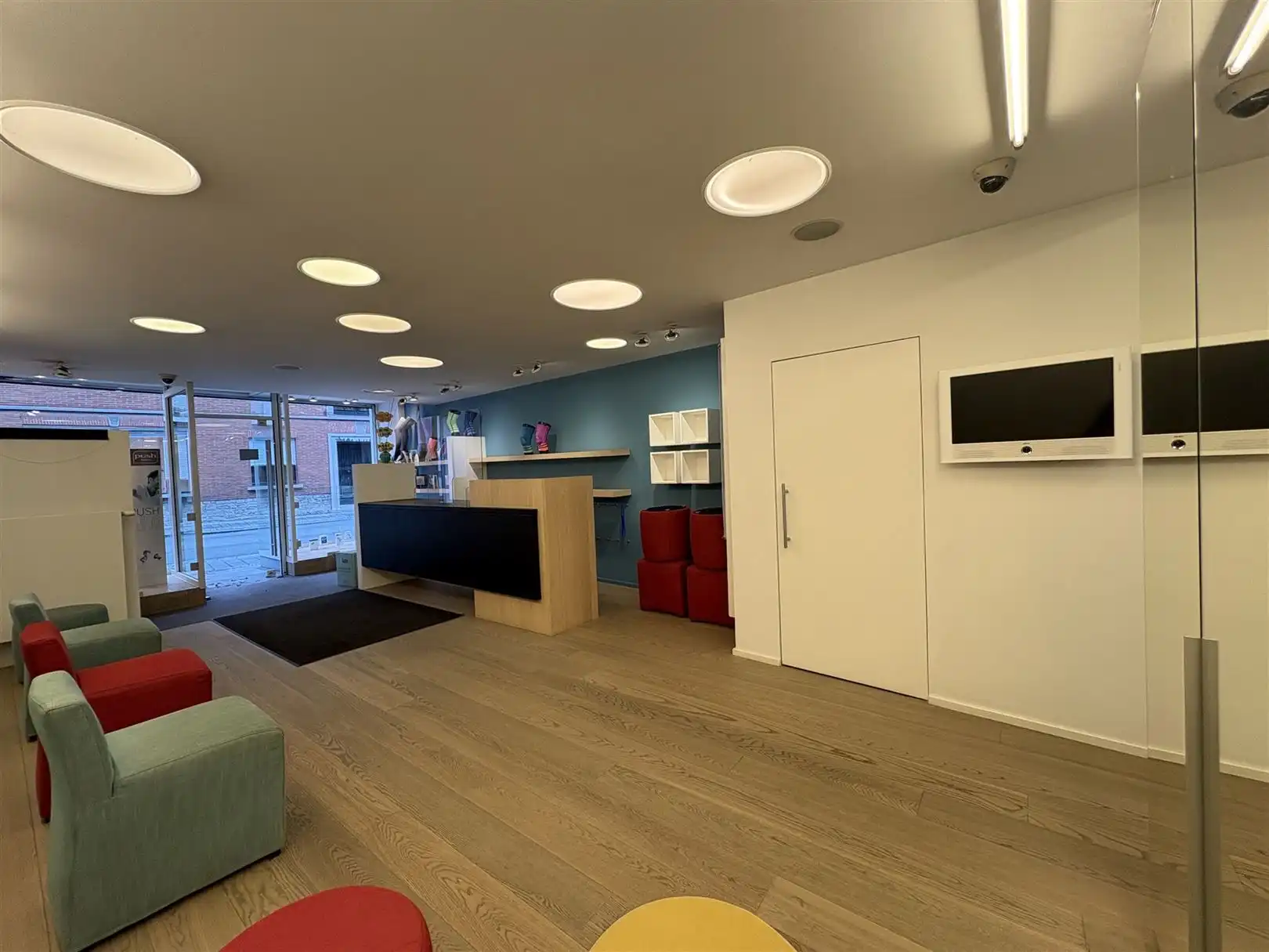 Handelspand te huur in centrum Oudenaarde. foto 5