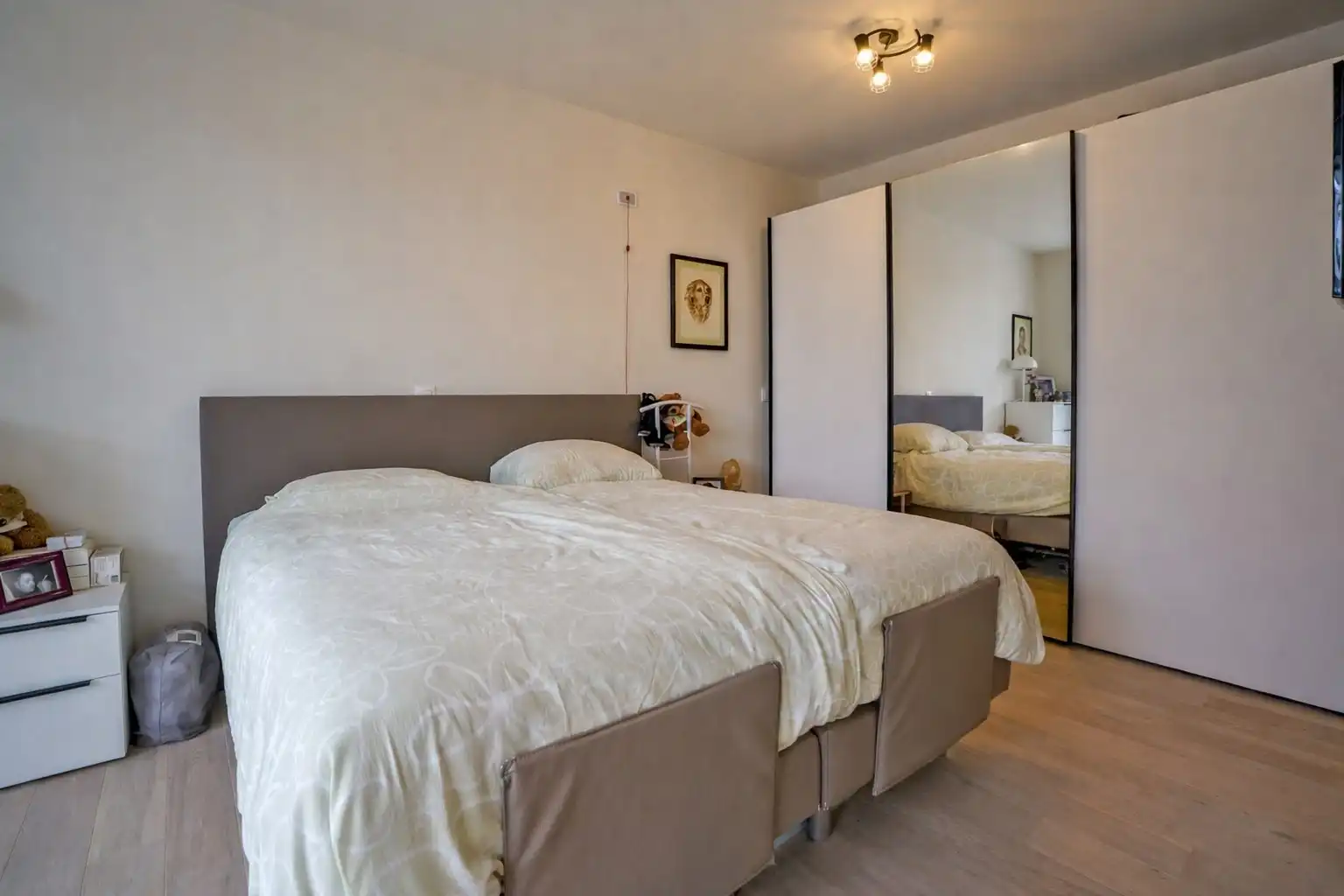 Prachtig 1-slaapkamerappartement met ruim terras (serviceflat) in Residentie Beukenhof, uniek wonen in de dorpskern van Oostduinkerke.  foto 7