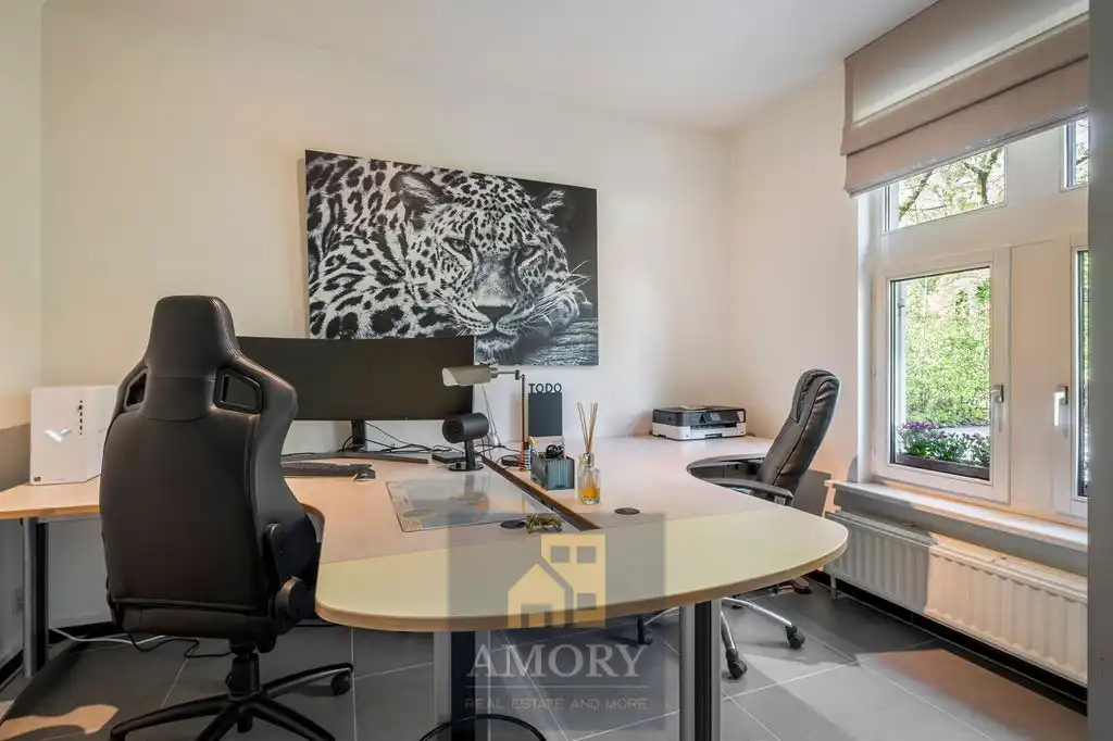 Karaktervolle villa met uitzonderlijke tuin op toplocatie! foto 19