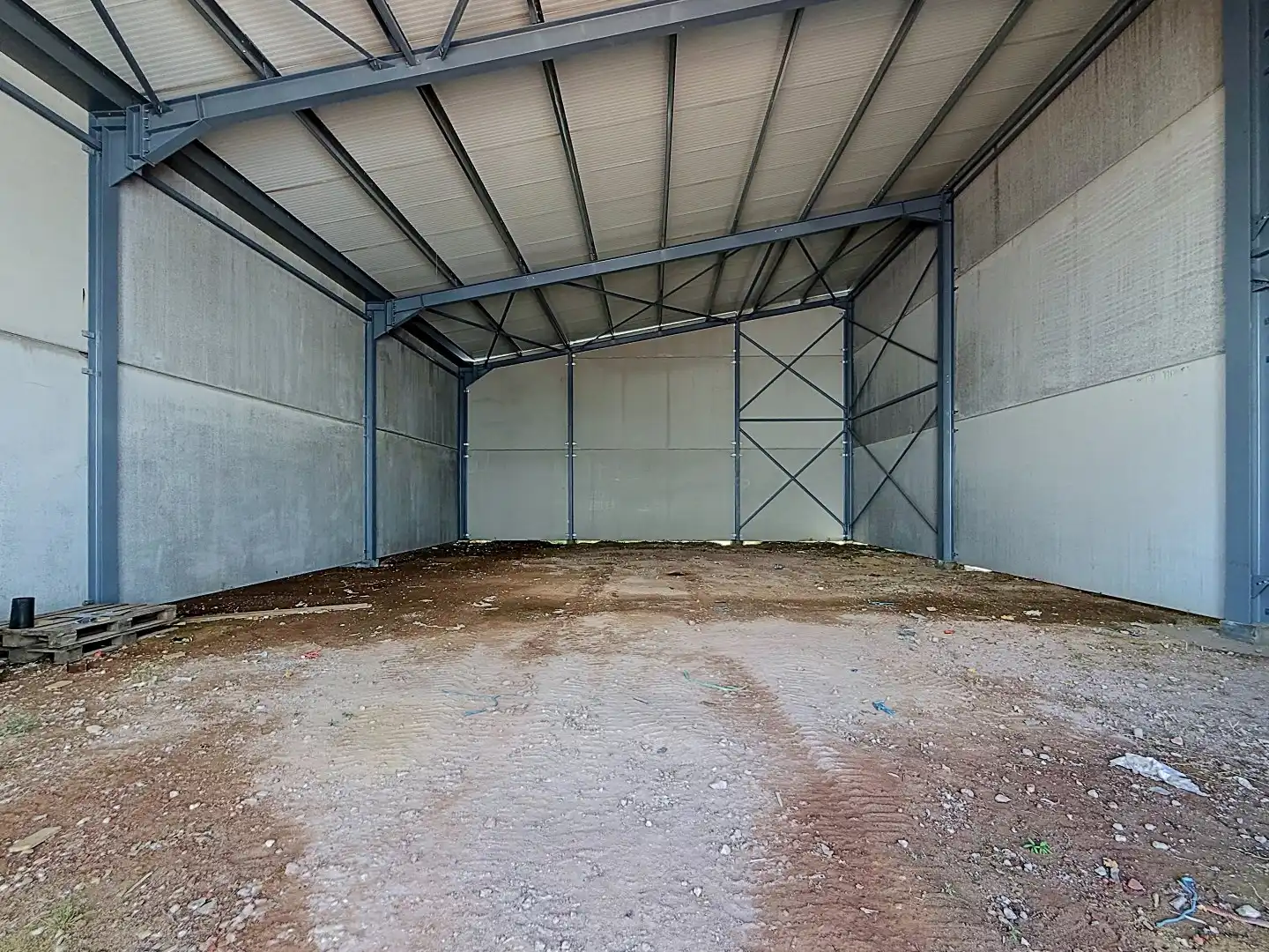 Loods E te koop – 241,20 m² KMO-zone Ardopoort te Roeselare foto 4