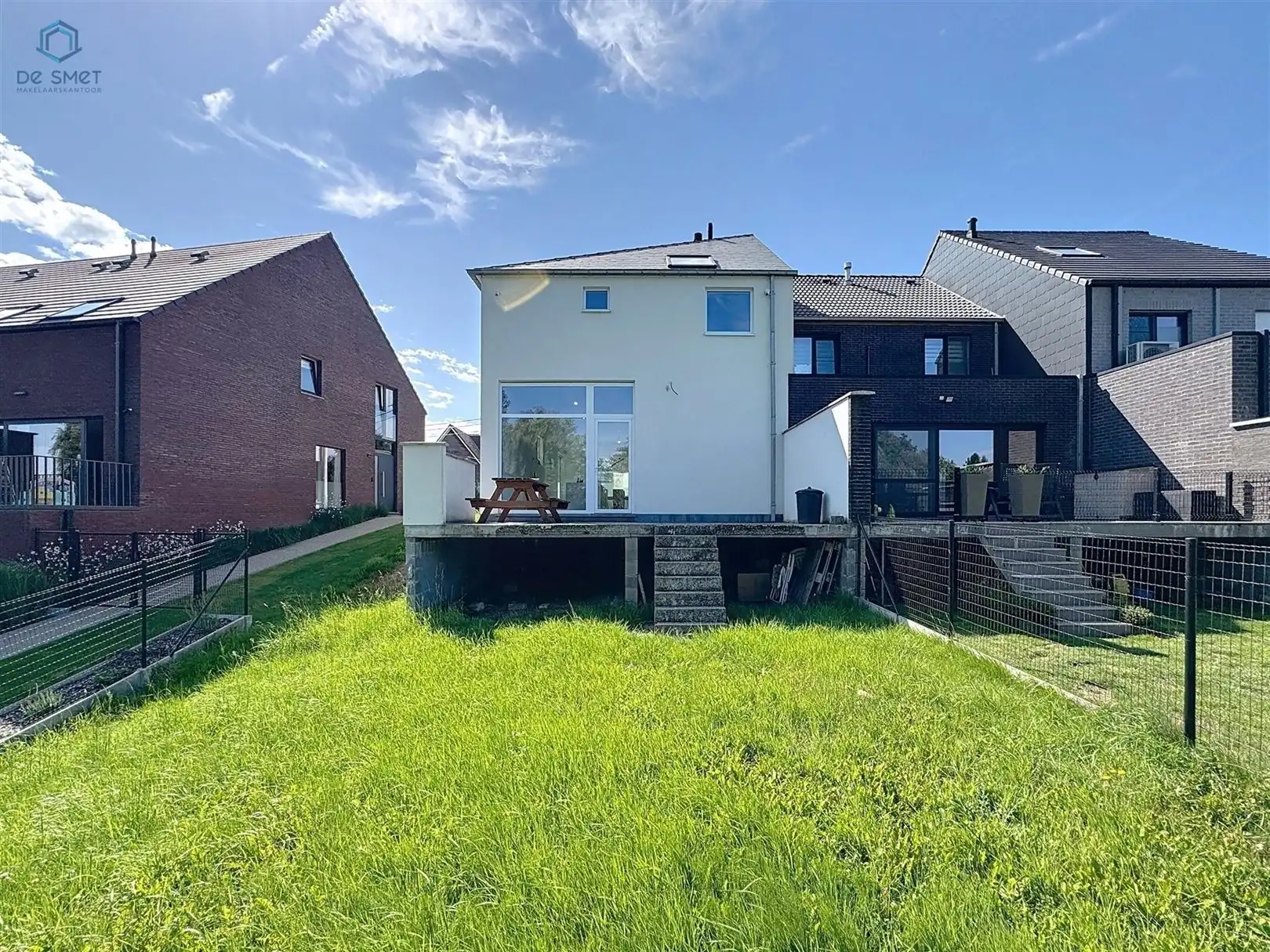 PRACHTIGE BEN-NIEUWBOUWWONING MET 3 SLPK, DRESSING, INBOUWKASTEN & TUIN ZARLARDINGE foto 14