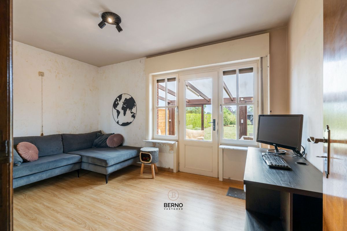 Instapklare gelijkvloerse woning op 1128 m² – 3 slaapkamers, ruime tuin én garage. foto 15