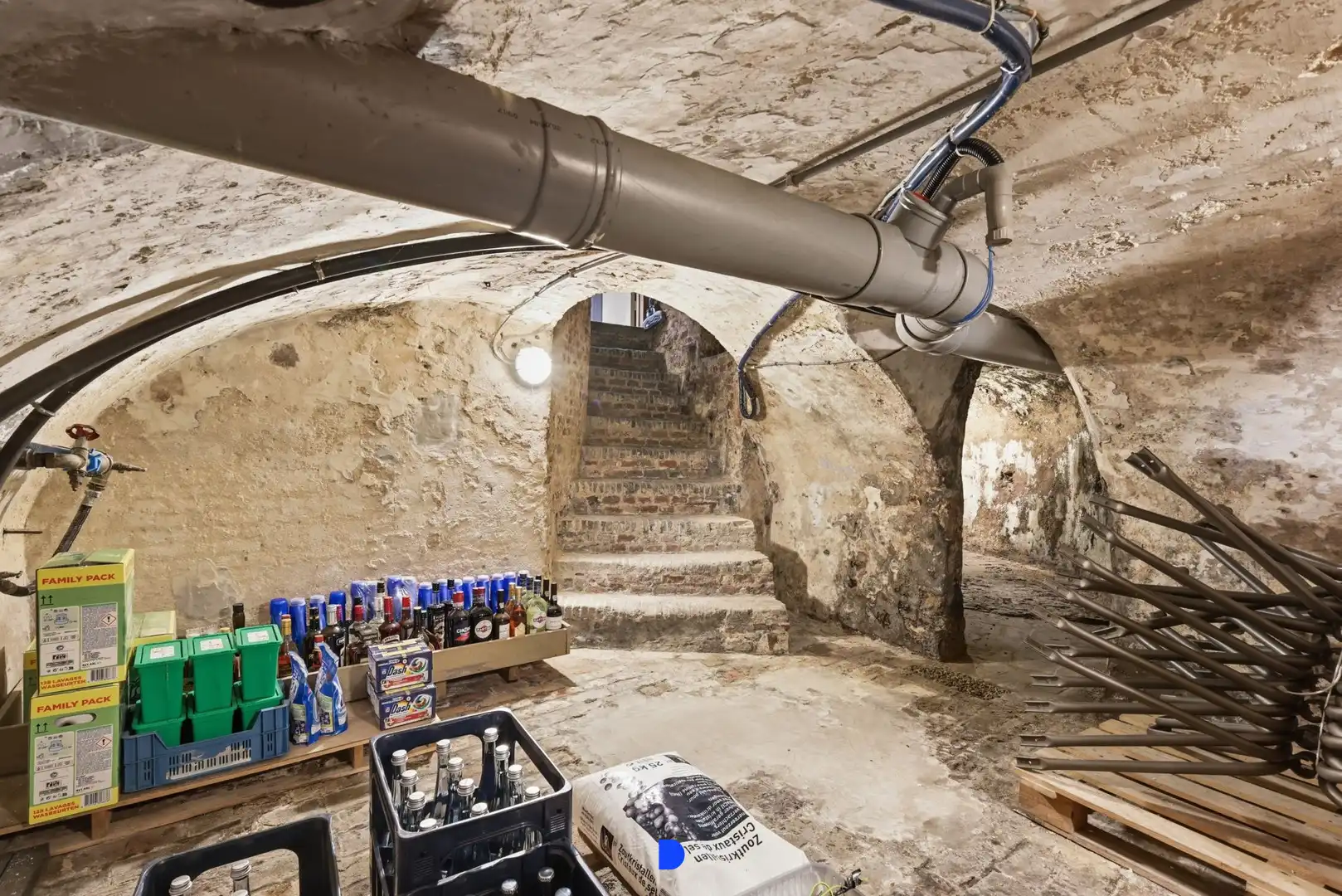 Statig herenhuis in het centrum van Ingelmunster foto 33