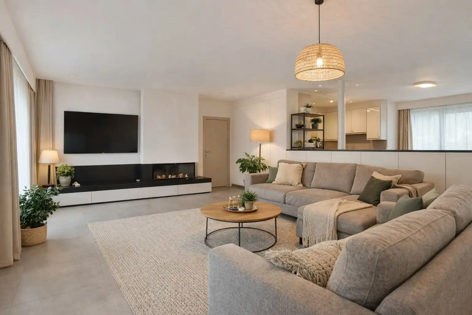 Penthouse / Duplex (2 volwaardige appartementen) foto {{pictureIndex}}