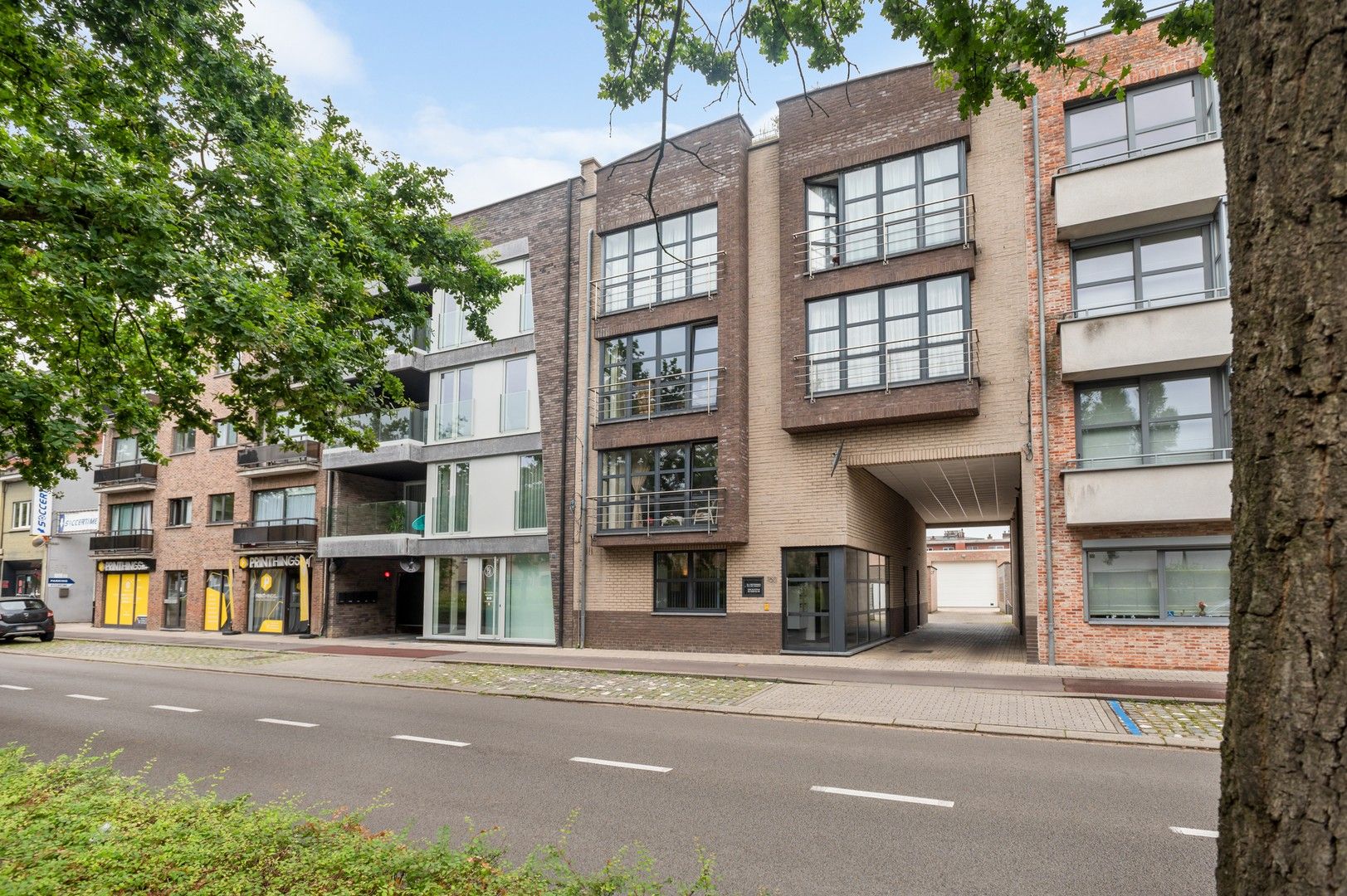 Volledig gerenoveerd magazijn ca.600 m² op de Churchilllaan! foto 14